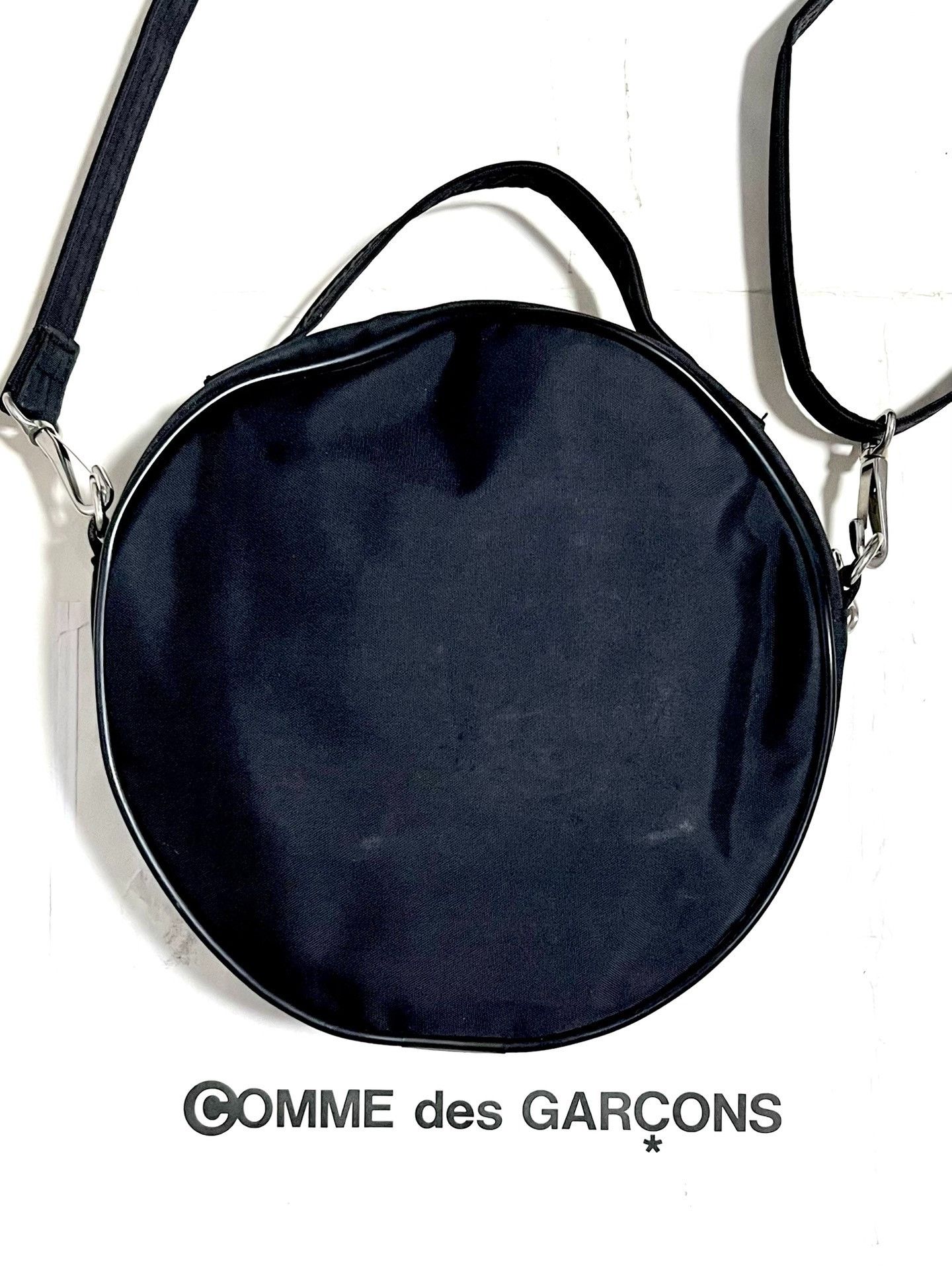 Comme des Garcons Comme des Garçons Tiny Bag Round Size ONE SIZE - 3 Thumbnail