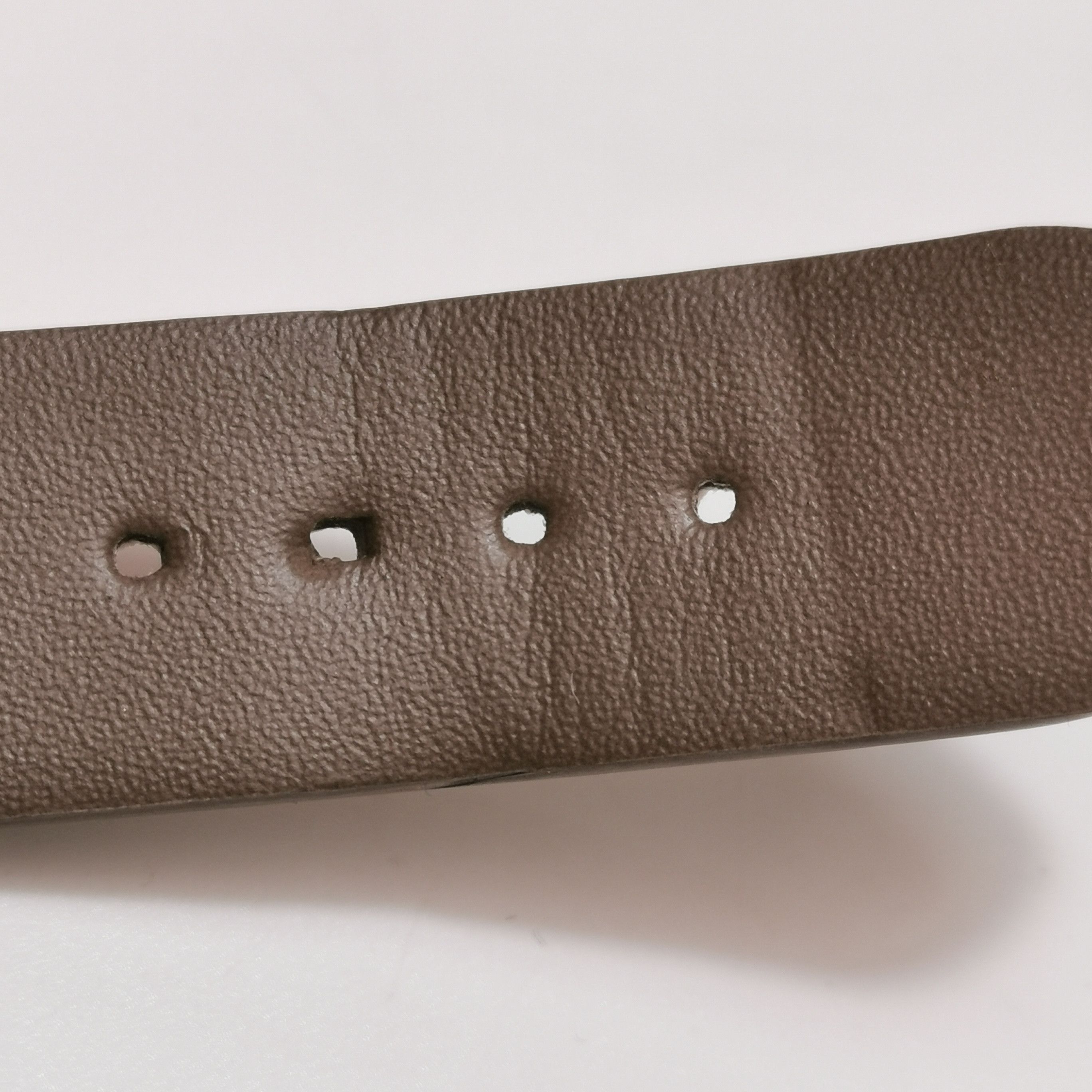 Gucci Gucci Women os Watches Size ONE SIZE - 12 Thumbnail