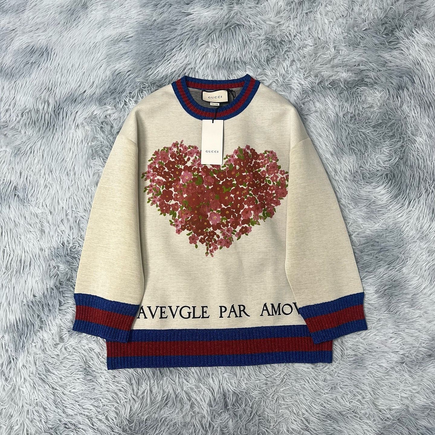 Gucci Gucci Flower Heart Sweatshirt Size XL Size US XL / EU 56 / 4 - 6 Thumbnail