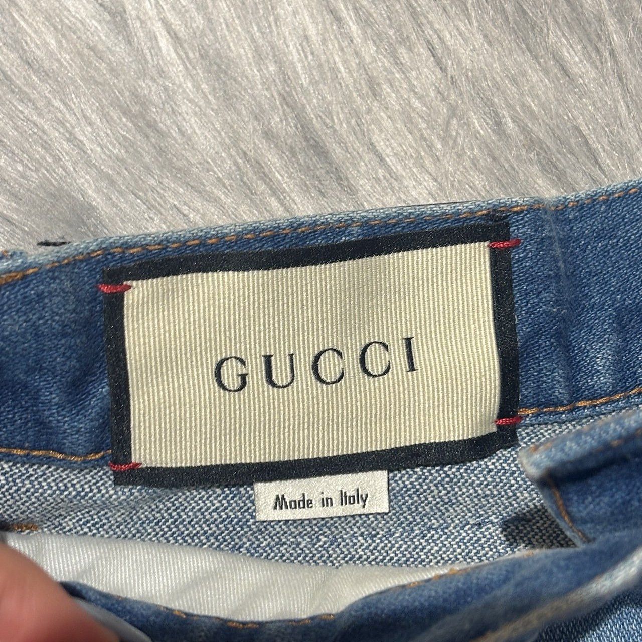 Gucci Gucci Cherry Embroidered Denim Shorts Size 26 Size 26" / US 2 / IT 38 - 3 Thumbnail
