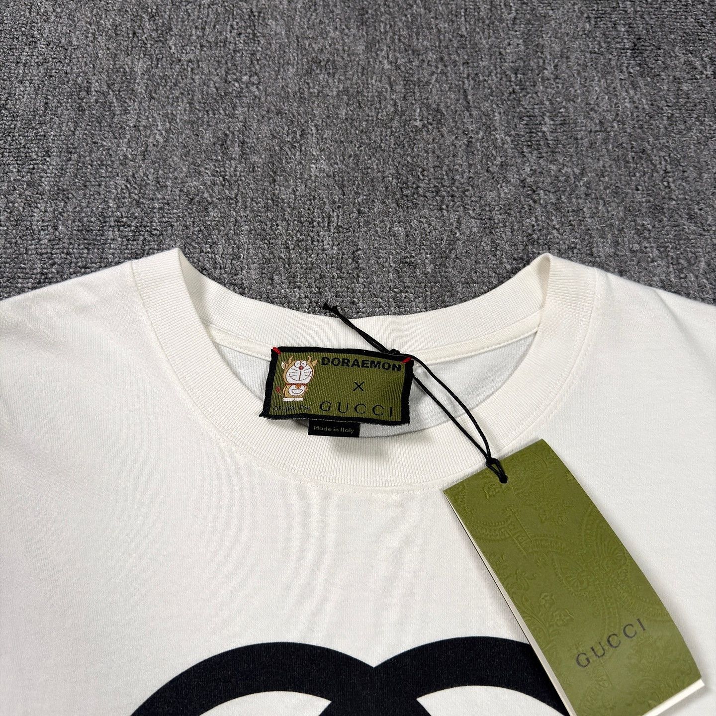 Gucci GUCCI x Doraemon Print T-Shirt Size M Size US M / EU 48-50 / 2 - 3 Thumbnail