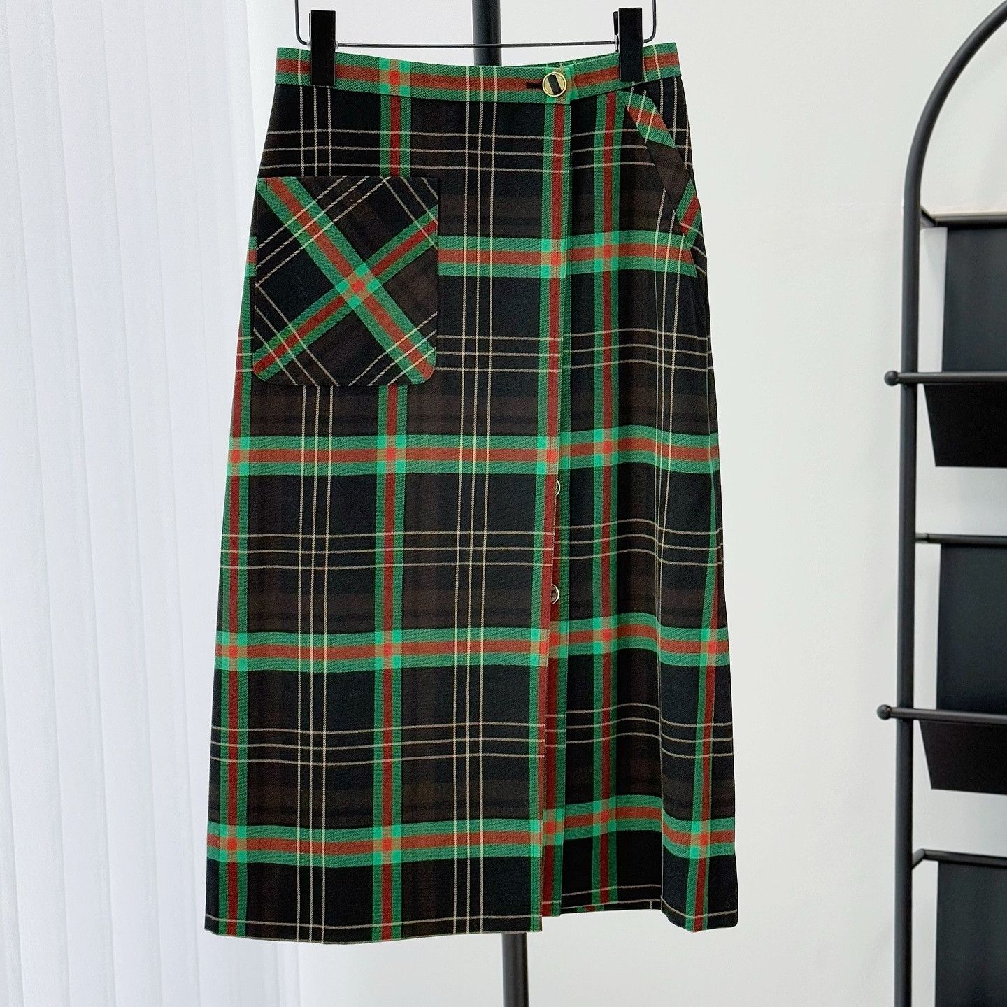 Gucci Gucci Plaid Midi Skirt Size 40 Size 27" / US 4 / IT 40 - 5 Thumbnail