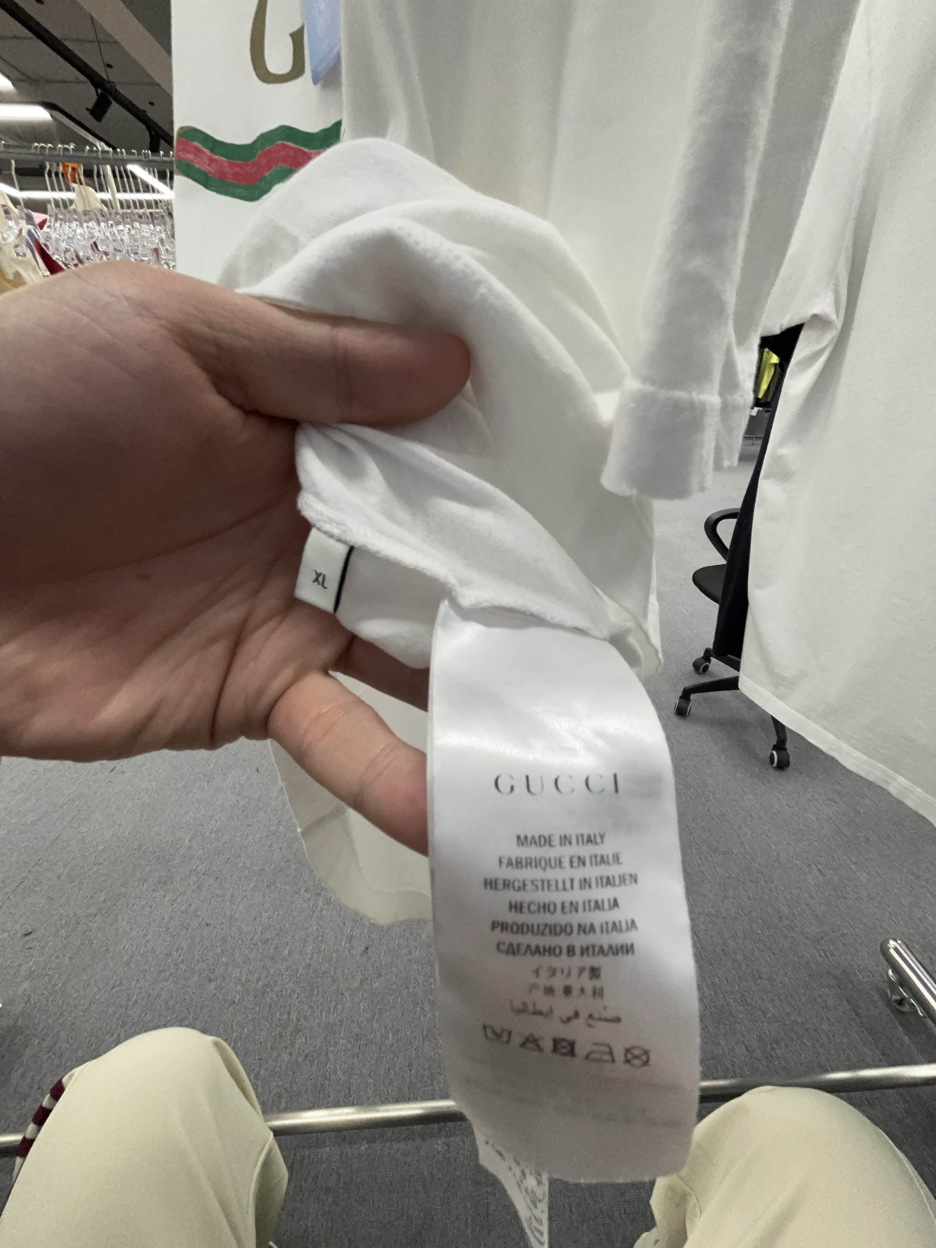 Gucci Gucci Logo Print T-Shirt Size XL Size XL / US 12-14 / IT 48-50 - 4 Thumbnail