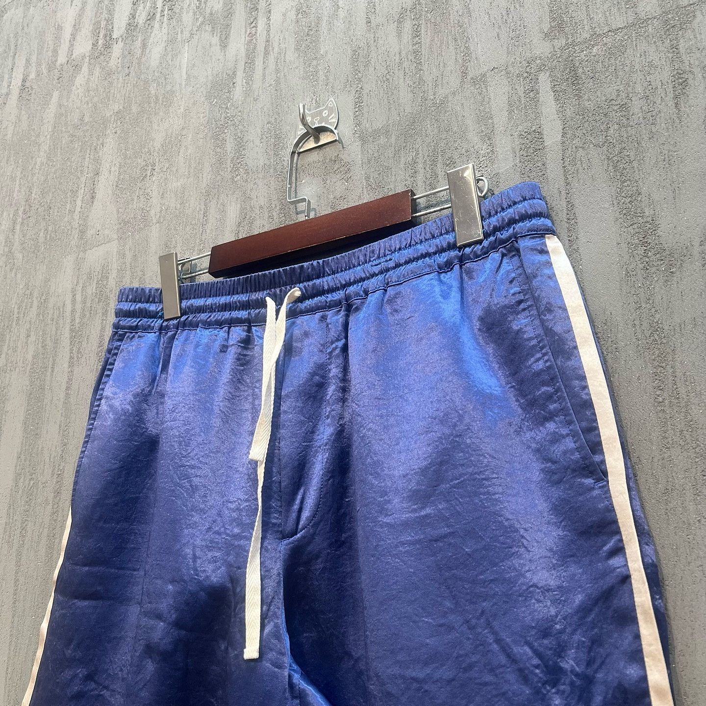 Gucci Gucci Satin Stripe Shorts Size 50 Size US 34 / EU 50 - 5 Thumbnail