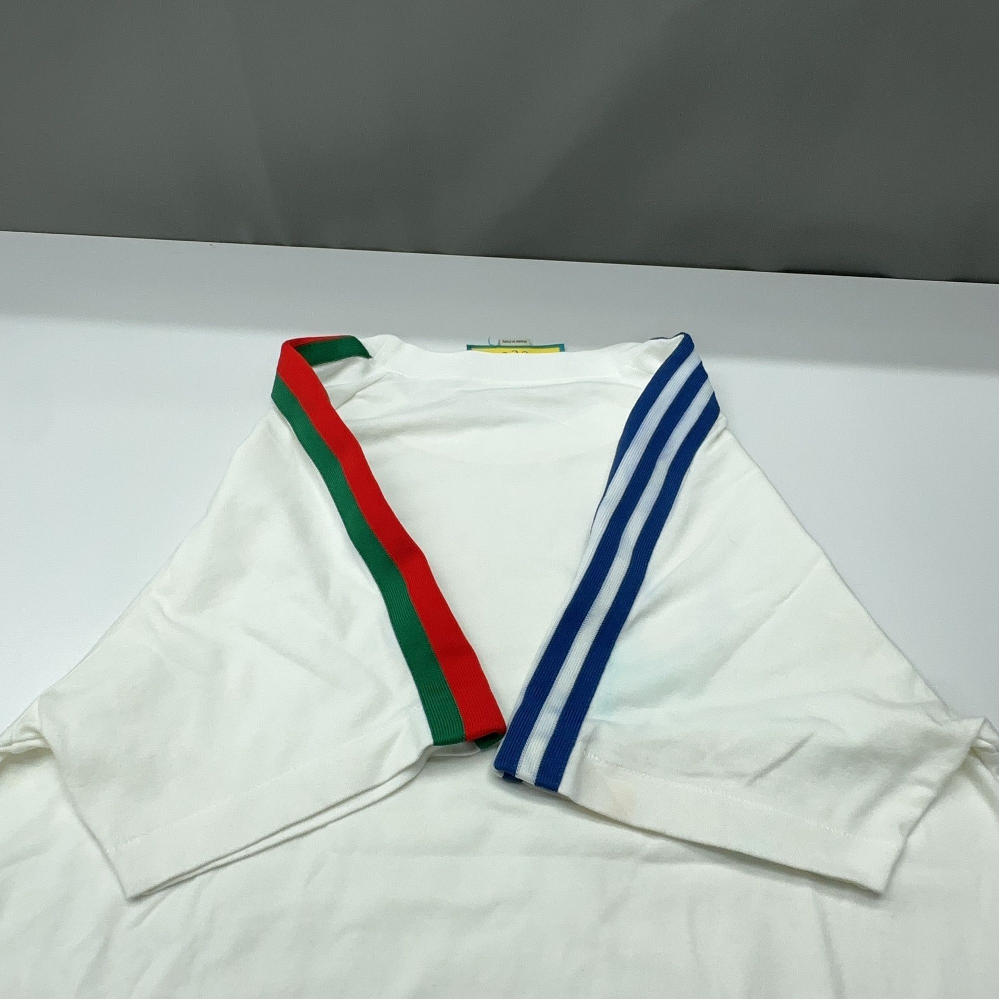 Gucci Gucci x Adidas Logo T-Shirt Size M Size US M / EU 48-50 / 2 - 12 Thumbnail