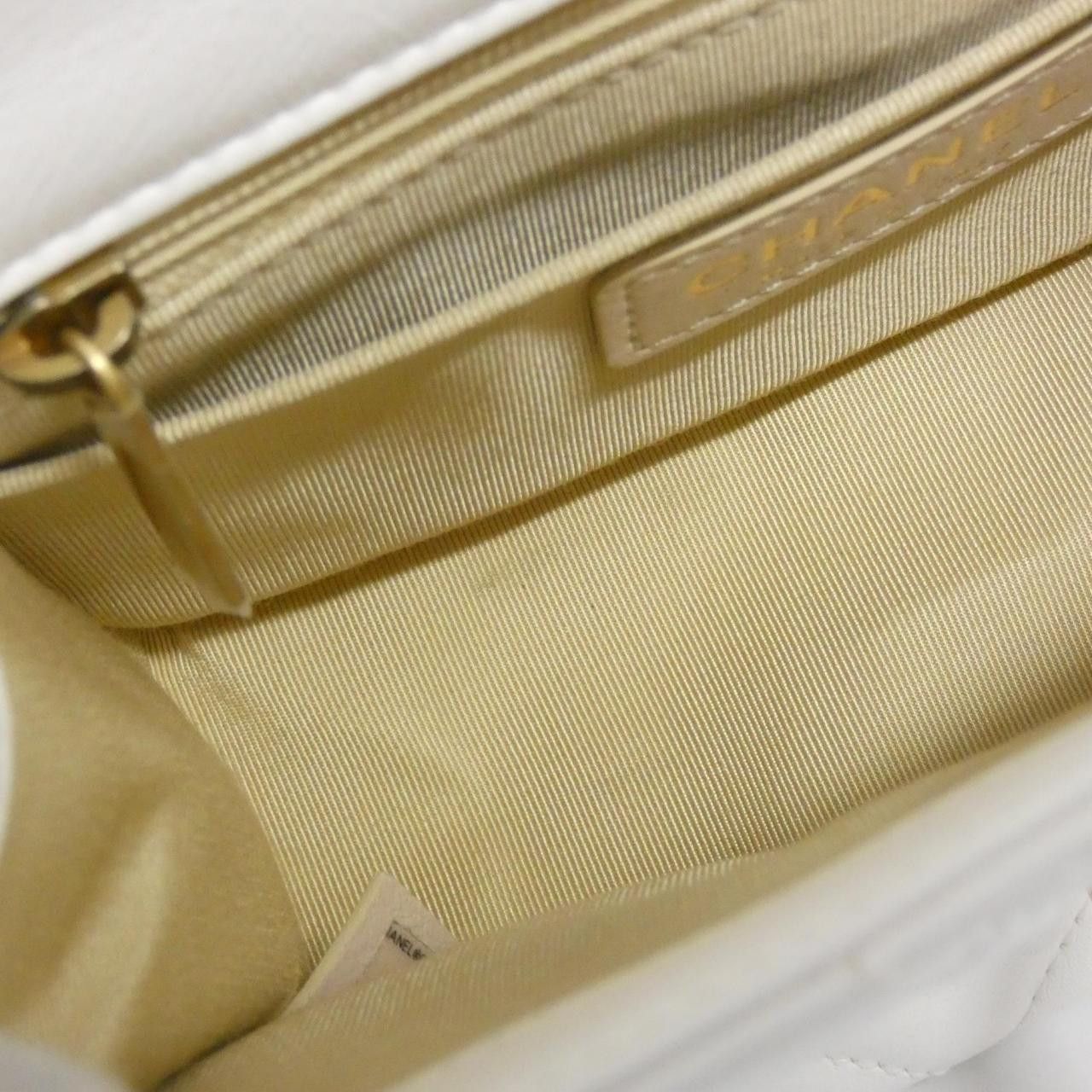 Chanel Chanel Chanel Lambskin Shoulder Bag Leather Shoulder Bag AS2203 DUTY FREE for USA Size ONE SIZE - 9 Thumbnail