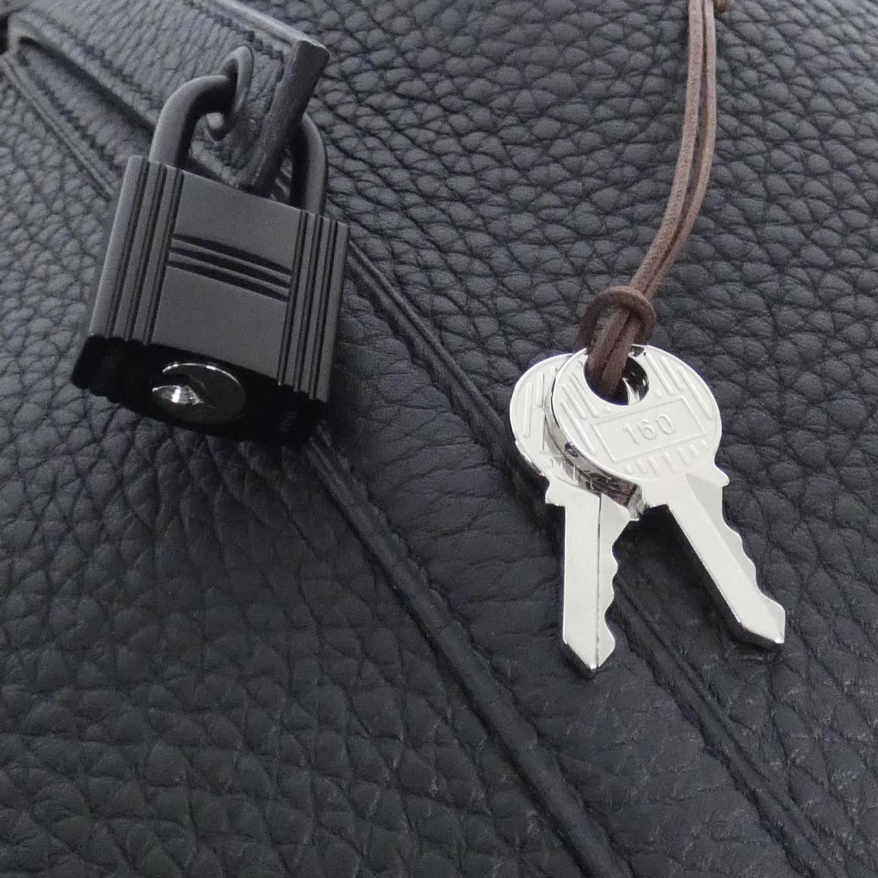 Hermes Hermes Hermes Picotin Lock Monochrome Taurillon Clemence Handbag Leather Handbag Z DUTY FREE for USA Size ONE SIZE - 3 Thumbnail