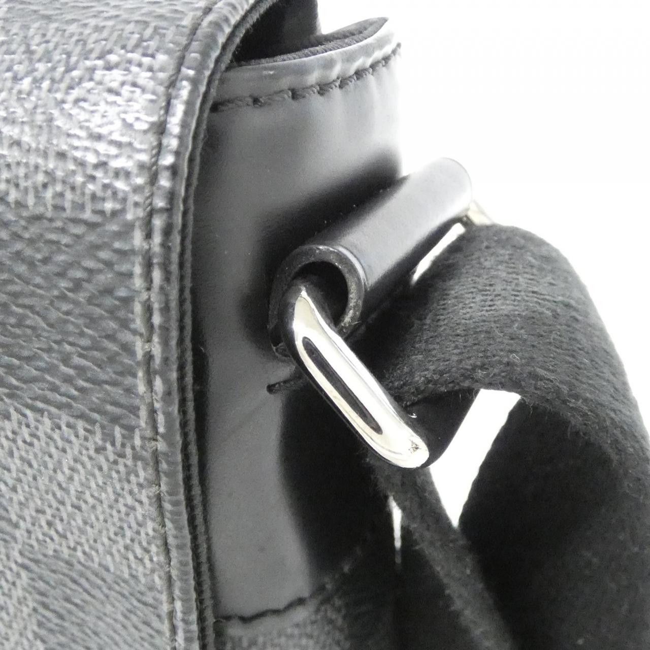Louis Vuitton Louis Vuitton Louis Vuitton Damier Graphite Shoulder Bag Textile Shoulder Bag N41028 DUTY FREE for USA Size ONE SIZE - 7 Thumbnail