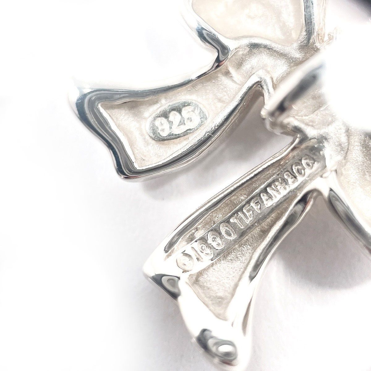 Tiffany & Co. Tiffany & Co. Tiffany & Co. Ribbon Silver Necklace Precious Metal Necklace DUTY FREE for USA Size ONE SIZE - 5 Thumbnail