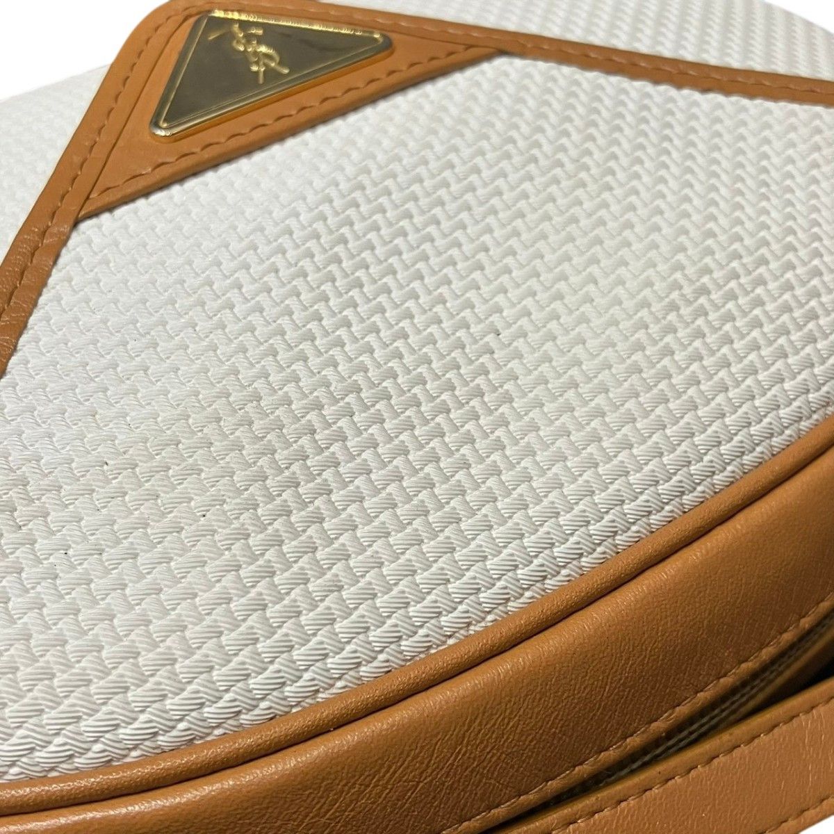 Yves Saint Laurent Yves Saint Laurent Yves Saint Laurent PVC Leather Shoulder Bag Plastic / Synthetic Shoulder Bag DUTY FREE for USA Size ONE SIZE - 9 Thumbnail