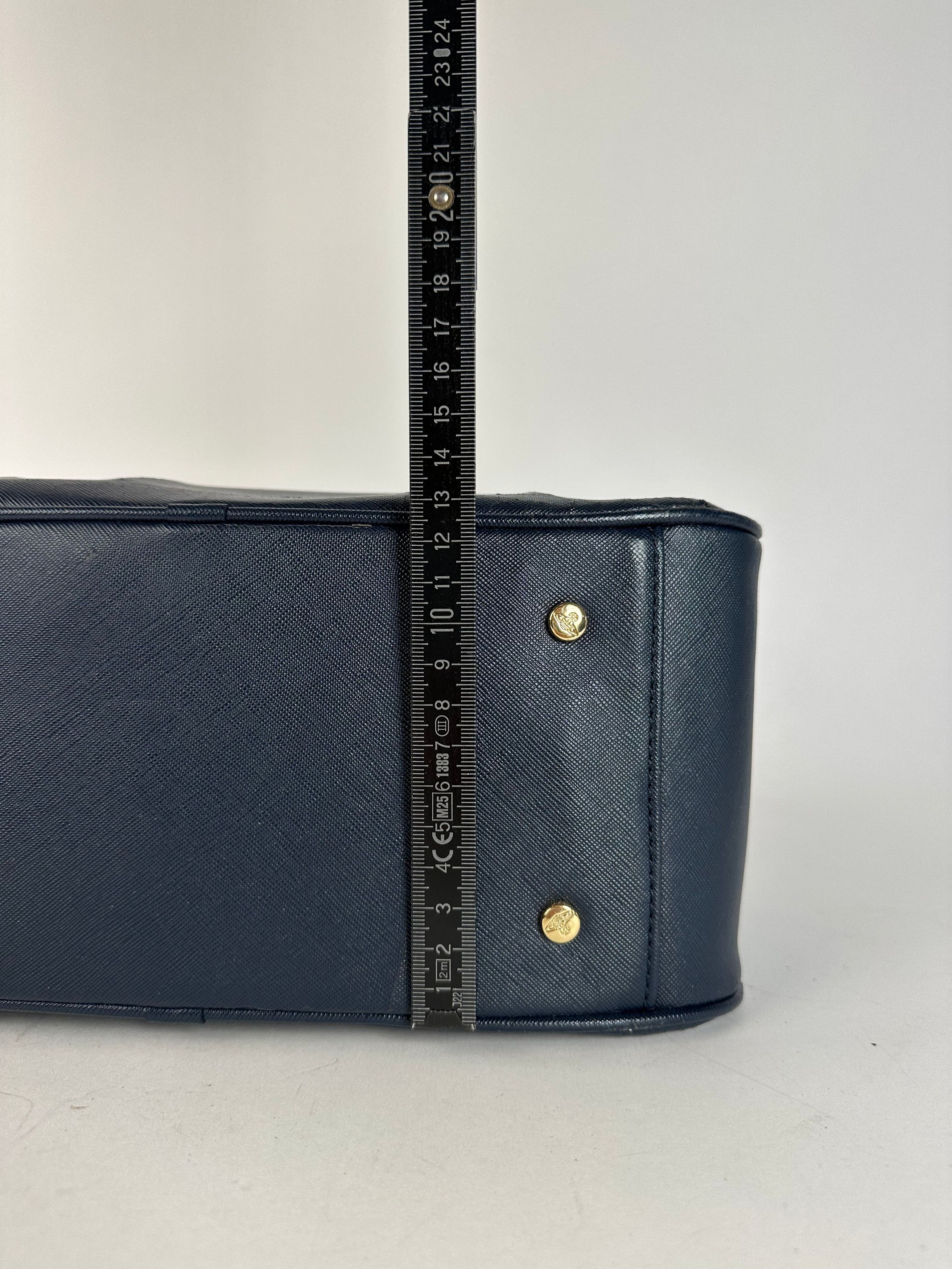 Vivienne Westwood Vintage Leather Handbag Navy Size ONE SIZE - 14 Thumbnail