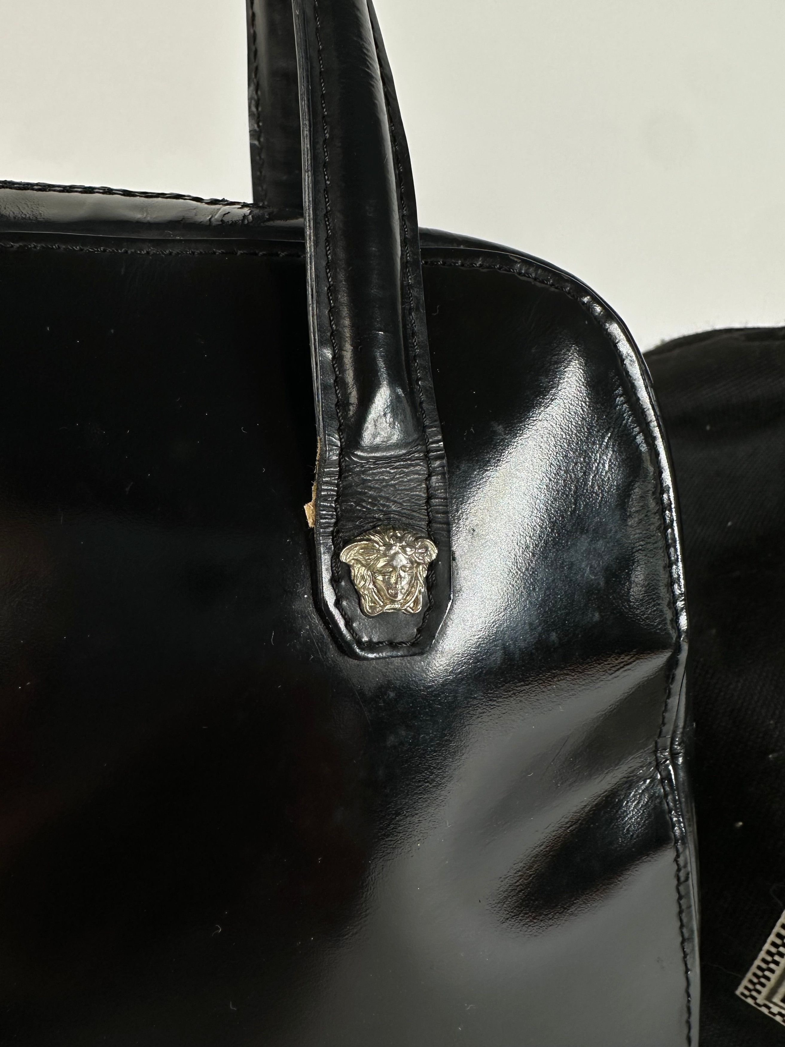 Versace Gianni Black Patent Leather Handbag with Silver-Tone Medusa Size ONE SIZE - 3 Thumbnail