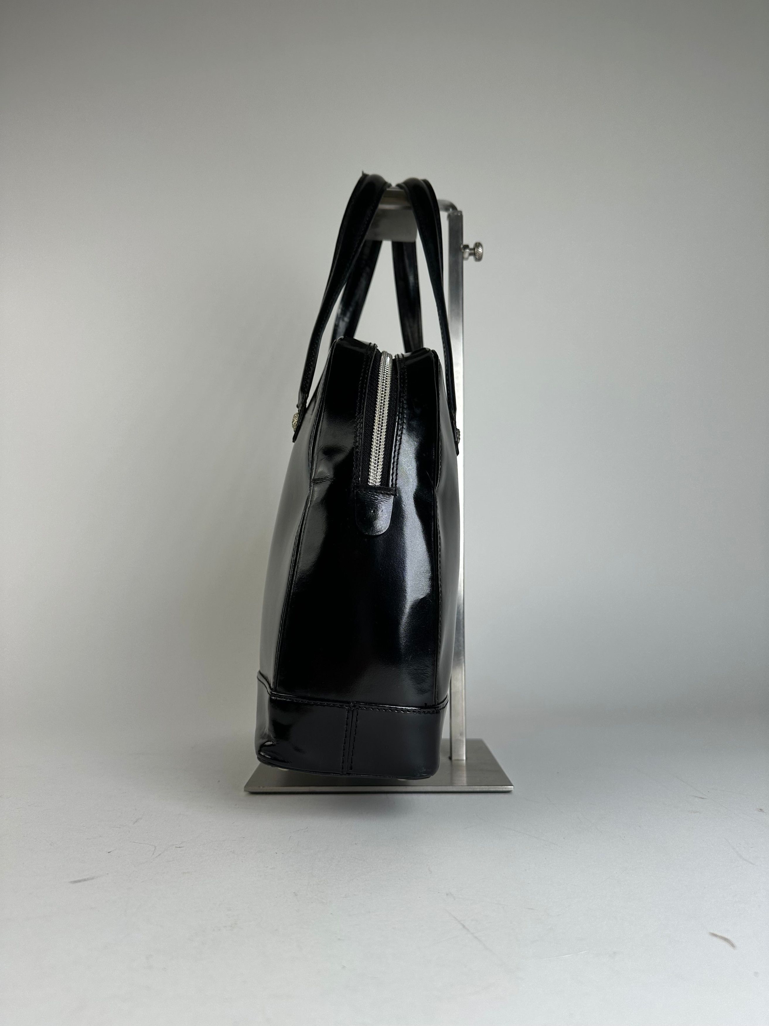 Versace Gianni Black Patent Leather Handbag with Silver-Tone Medusa Size ONE SIZE - 6 Thumbnail