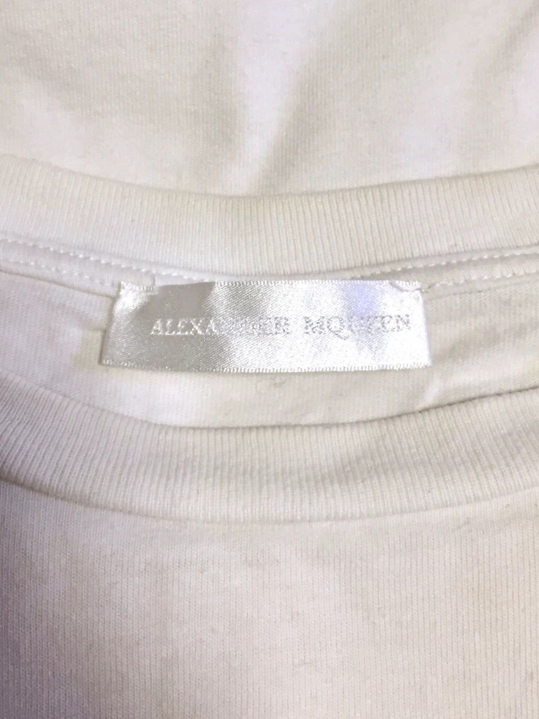 Alexander McQueen Alexander McQueen Moth Print Cotton T-Shirt Size US M / EU 48-50 / 2 - 3 Thumbnail