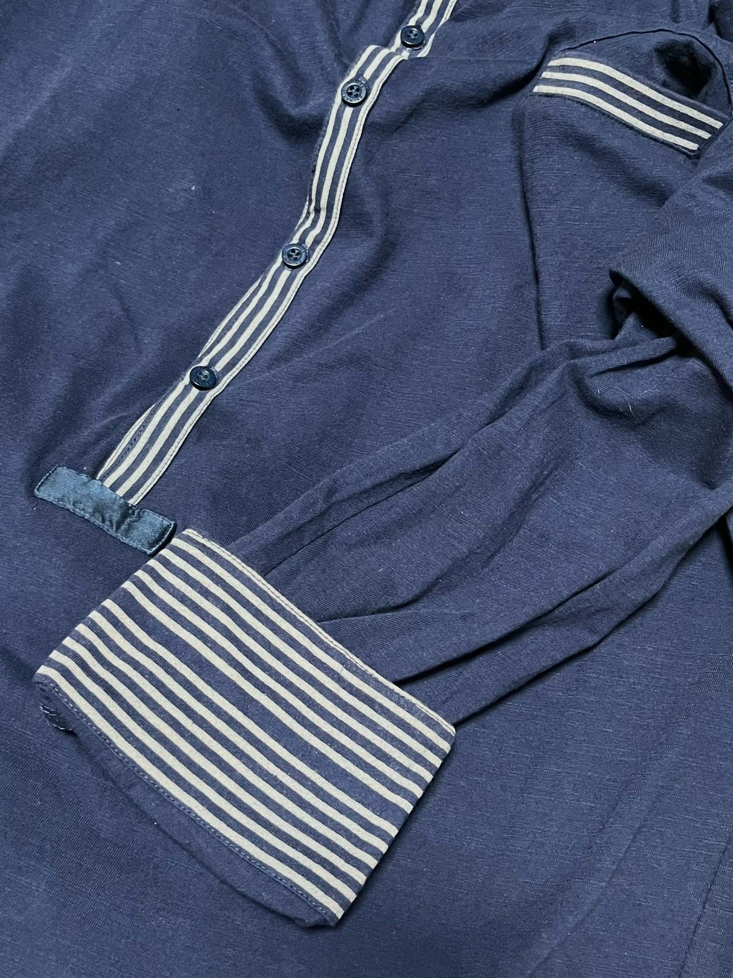 Armani Armani Oversized Deep V Henley Knit Shirt Size US XL / EU 56 / 4 - 9 Thumbnail
