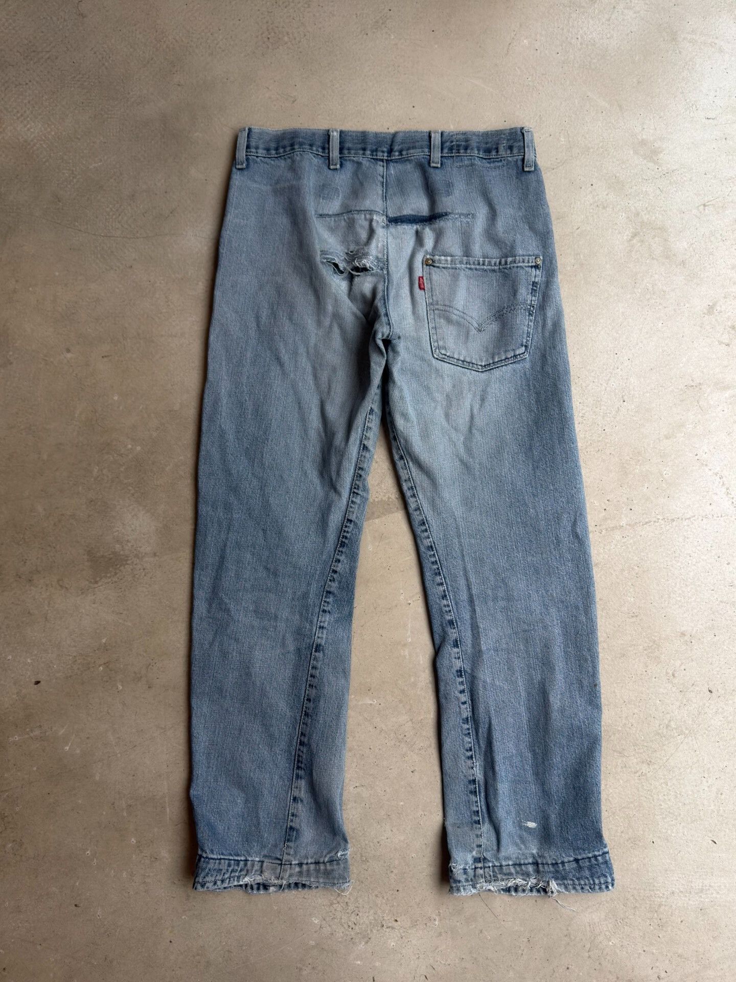 Vintage Vintage Levi's Engineered Jeans Size US 34 / EU 50 - 2 Thumbnail