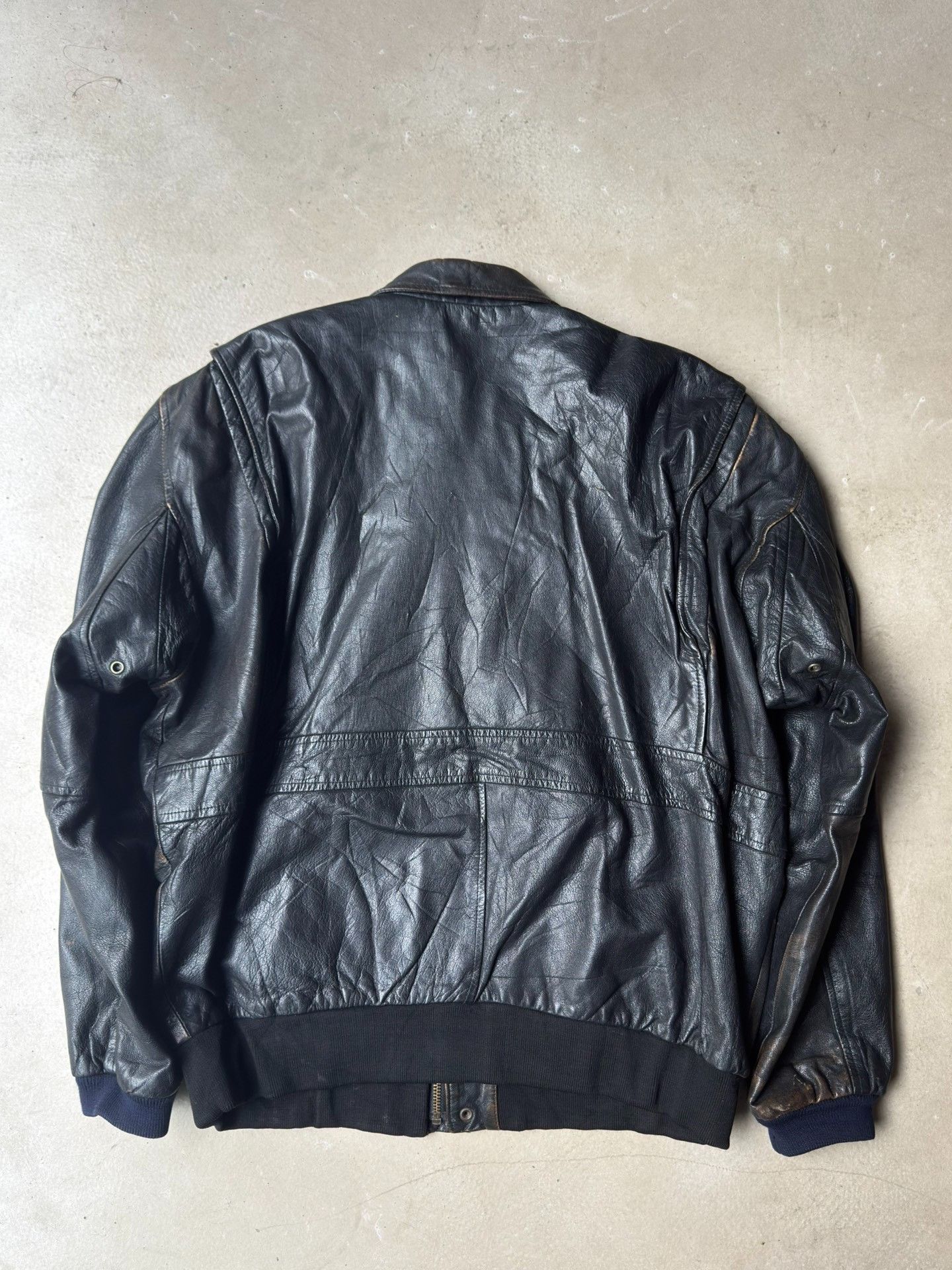 Vintage Vintage 90s Ma-2 Leather Jacket Size US M / EU 48-50 / 2 - 2 Thumbnail
