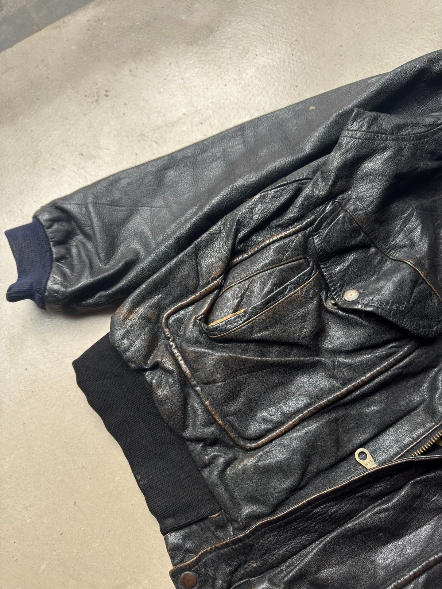 Vintage Vintage 90s Ma-2 Leather Jacket Size US M / EU 48-50 / 2 - 4 Thumbnail