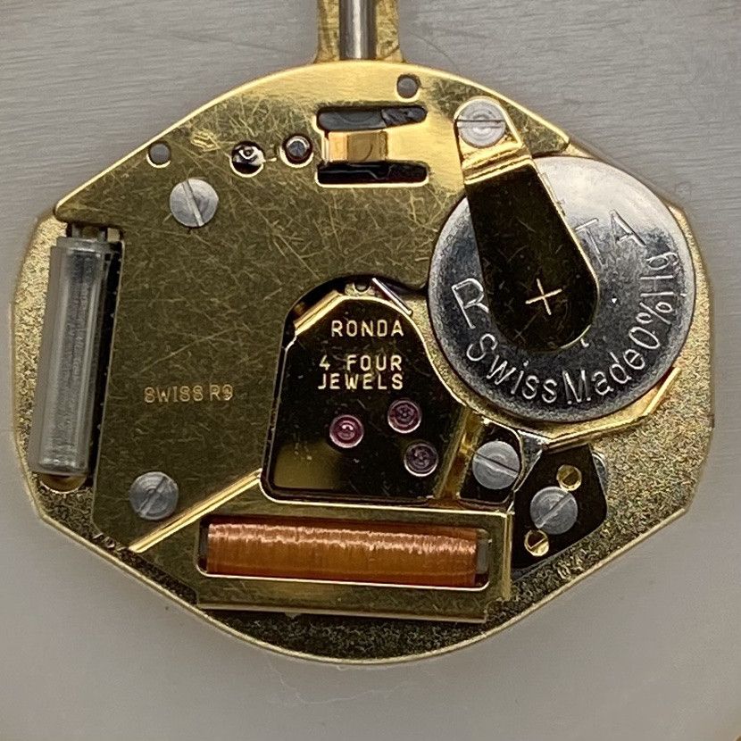 Gucci Gucci Women os Watches Size ONE SIZE - 9 Thumbnail