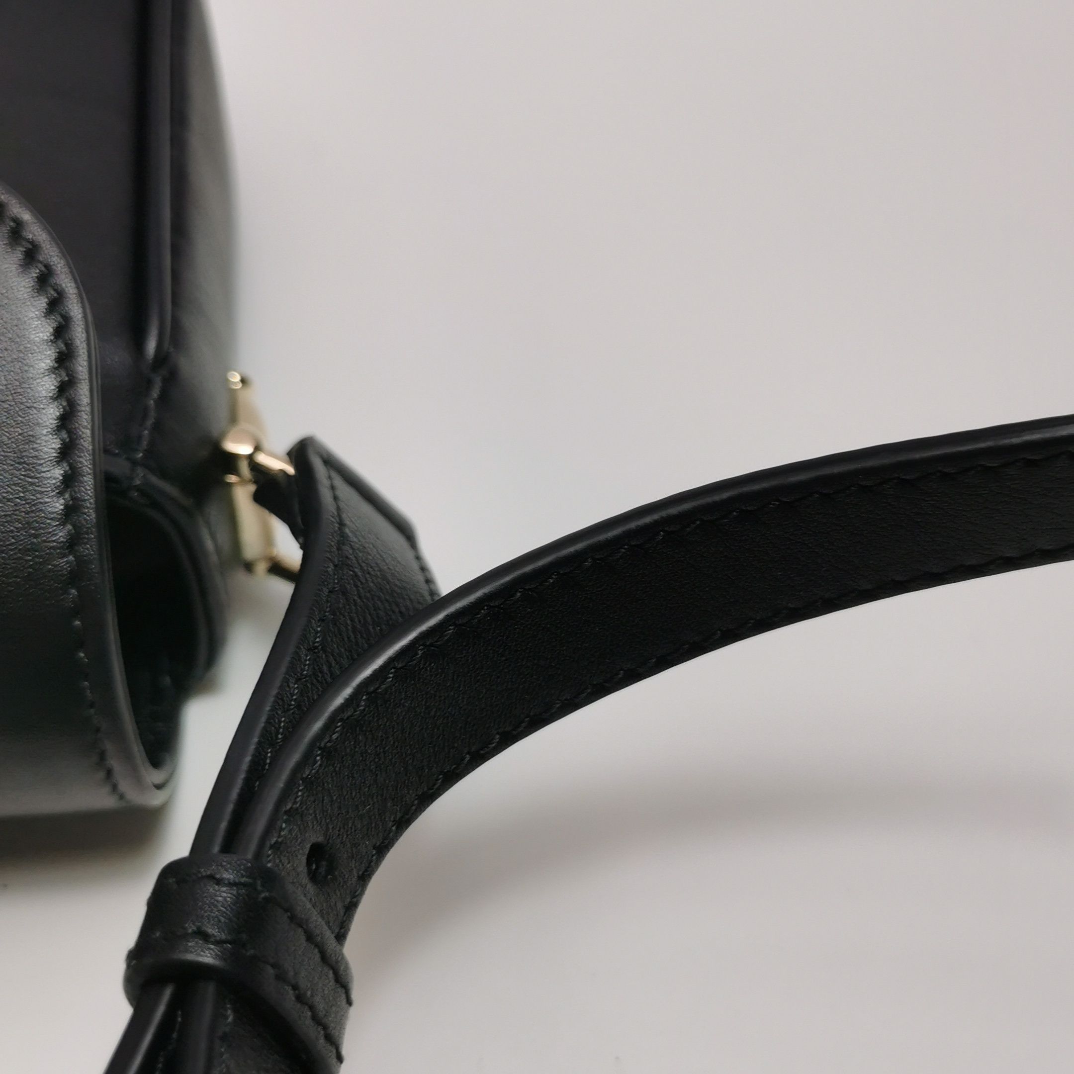 Gucci Gucci Women os Crossbody Bags Size ONE SIZE - 21 Thumbnail