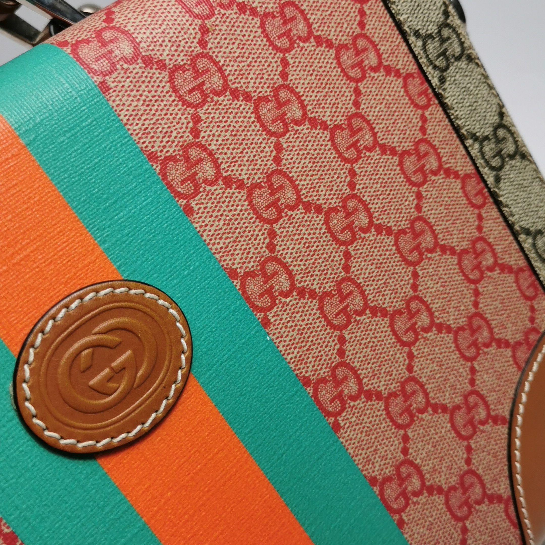 Gucci Gucci Women os Crossbody Bags Size ONE SIZE - 16 Thumbnail