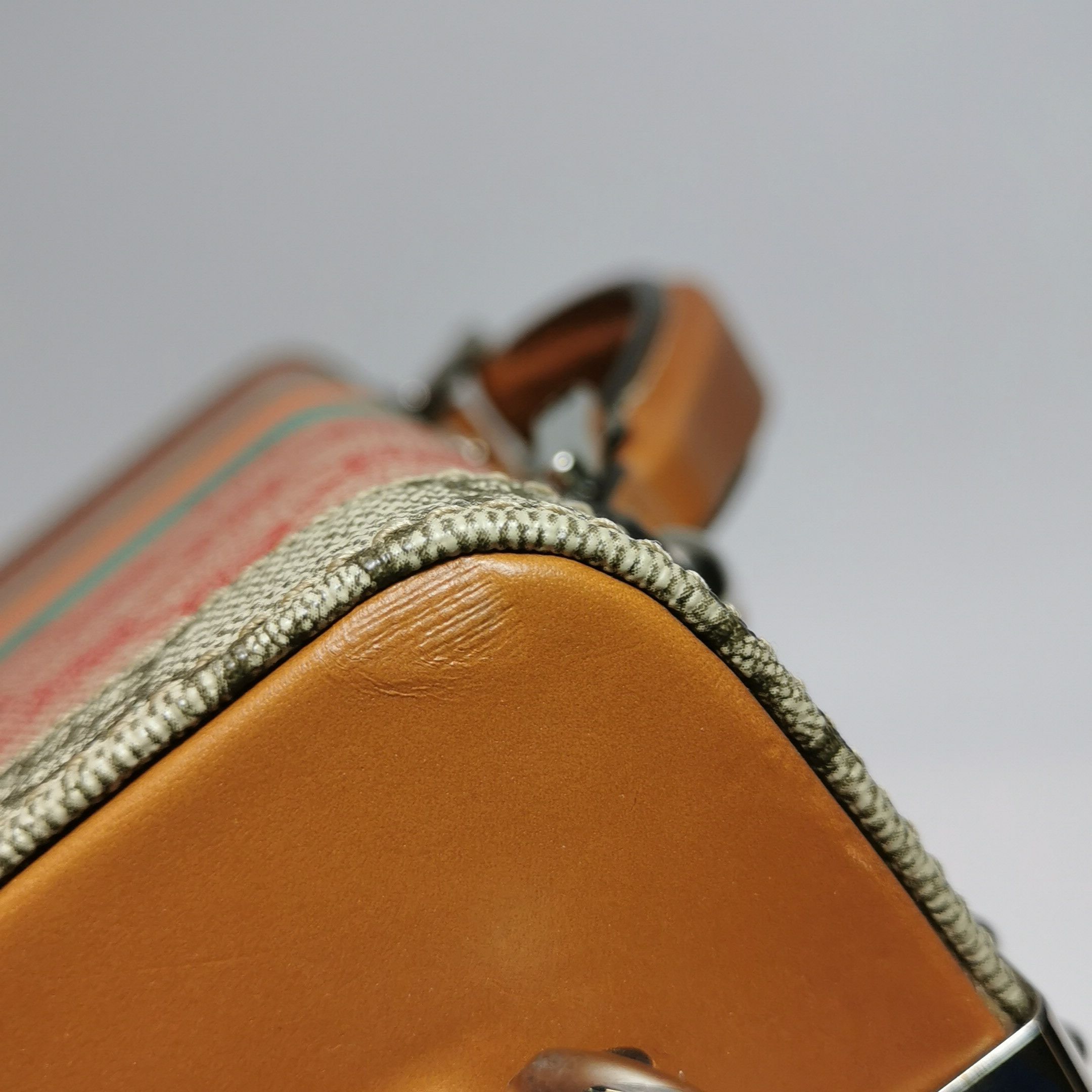 Gucci Gucci Women os Crossbody Bags Size ONE SIZE - 15 Thumbnail