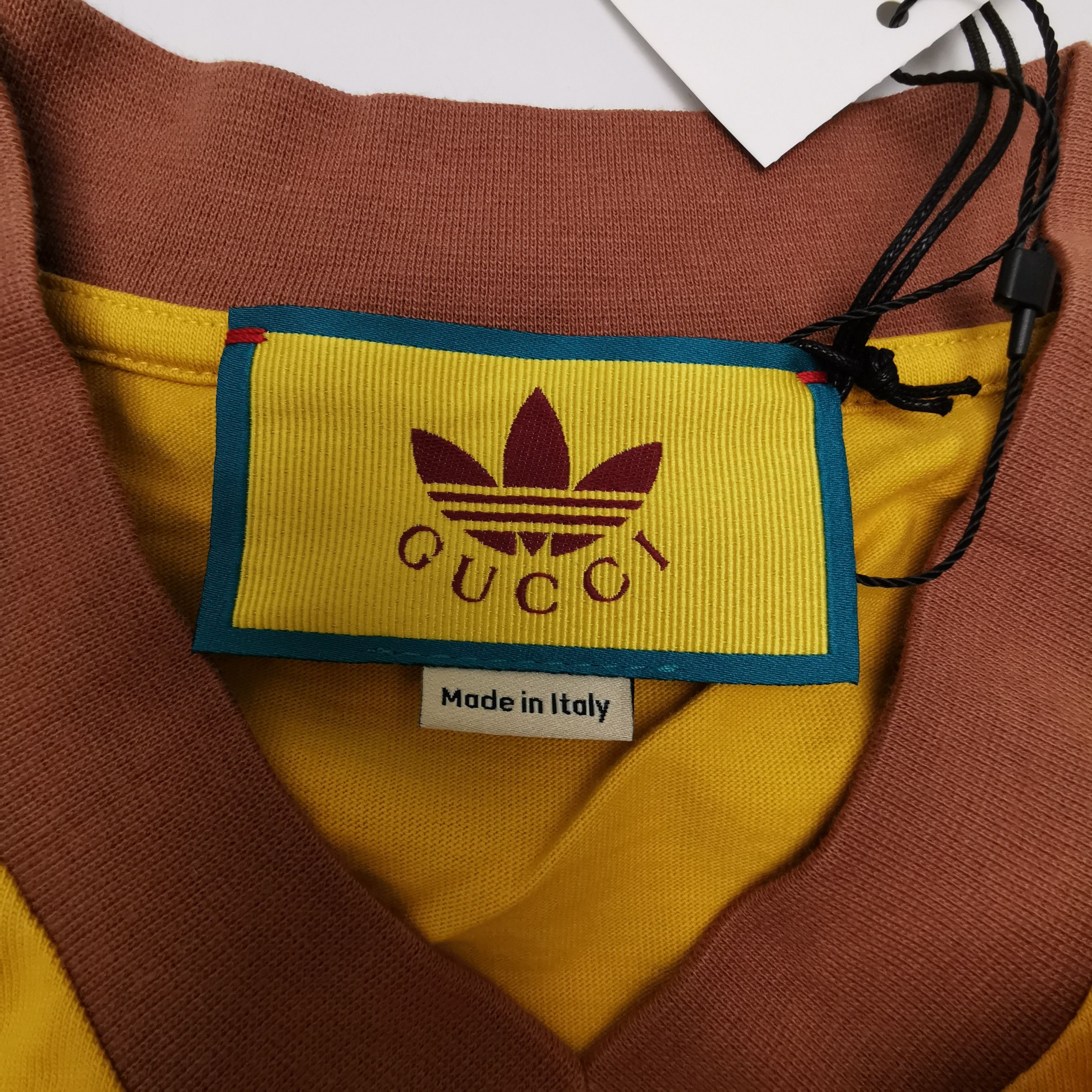 Gucci Gucci x Adidas Logo V-Neck T-Shirt Size XS Size XS / US 0-2 / IT 36-38 - 7 Thumbnail