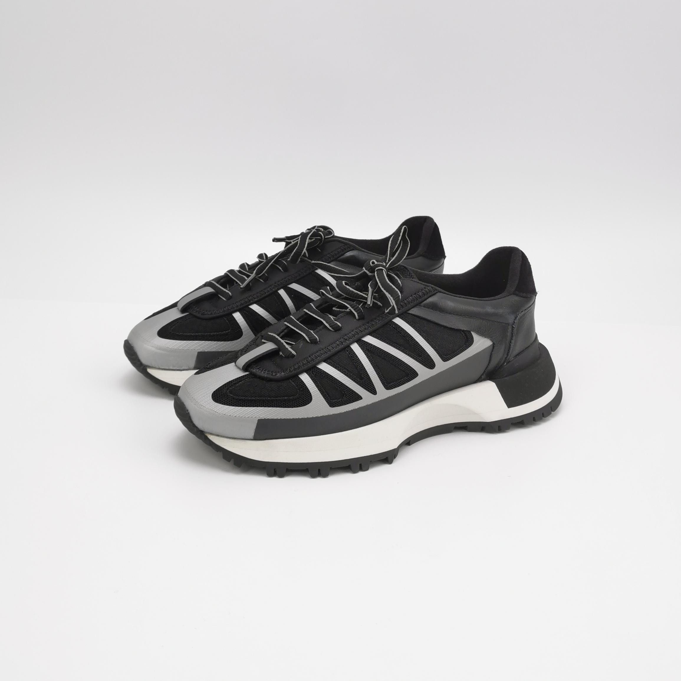 Maison Margiela Maison Margiela Lace-up Low-Top Sneakers Size 39 Size US 9 / IT 39 - 2 Thumbnail