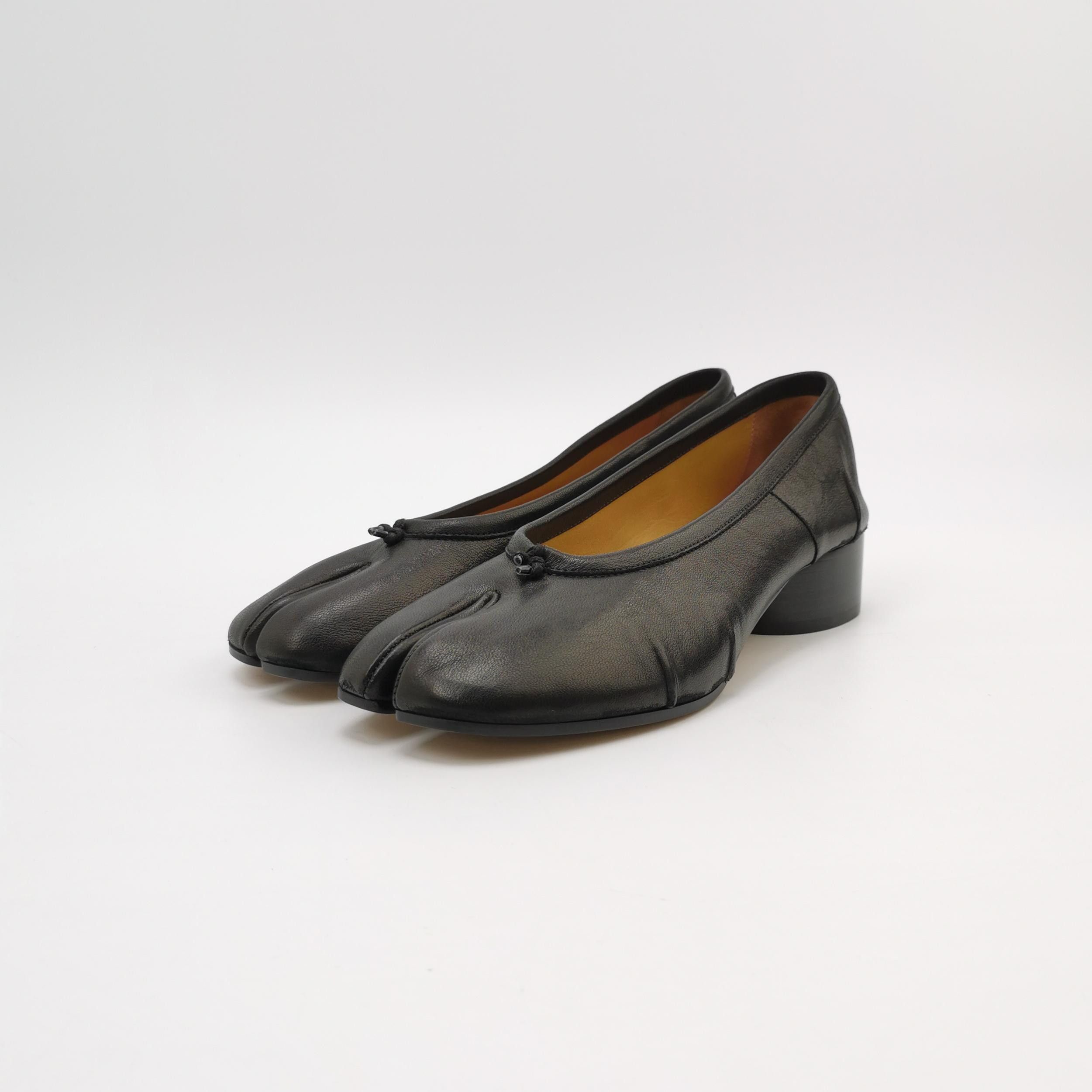 Maison Margiela Maison Margiela Black Tabi Block Heel Pumps Size 39 Size US 9 / IT 39 - 2 Thumbnail