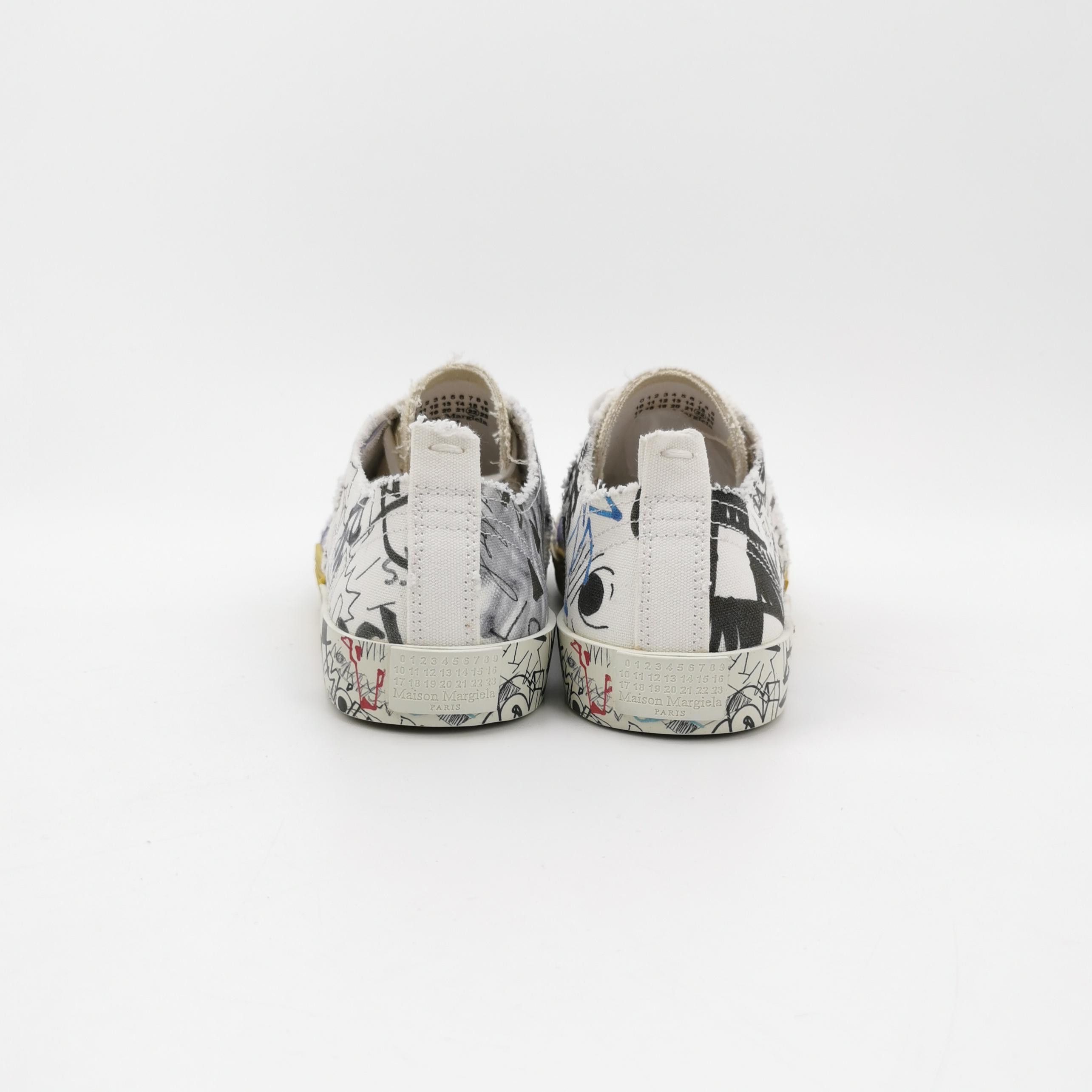 Maison Margiela Maison Margiela Graffiti Low-Top Sneakers Size 6 Size US 5.5 / EU 38 - 4 Thumbnail
