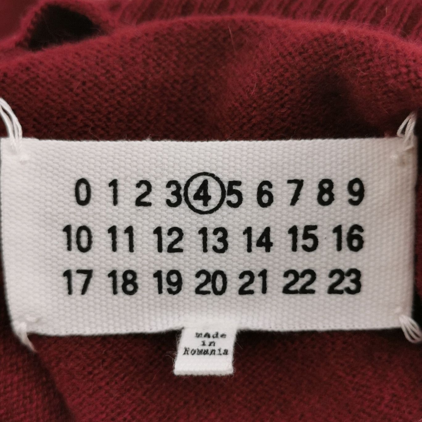 Maison Margiela Maison Margiela Burgundy Cashmere Turtleneck Sweater S Size S / US 4 / IT 40 - 3 Thumbnail