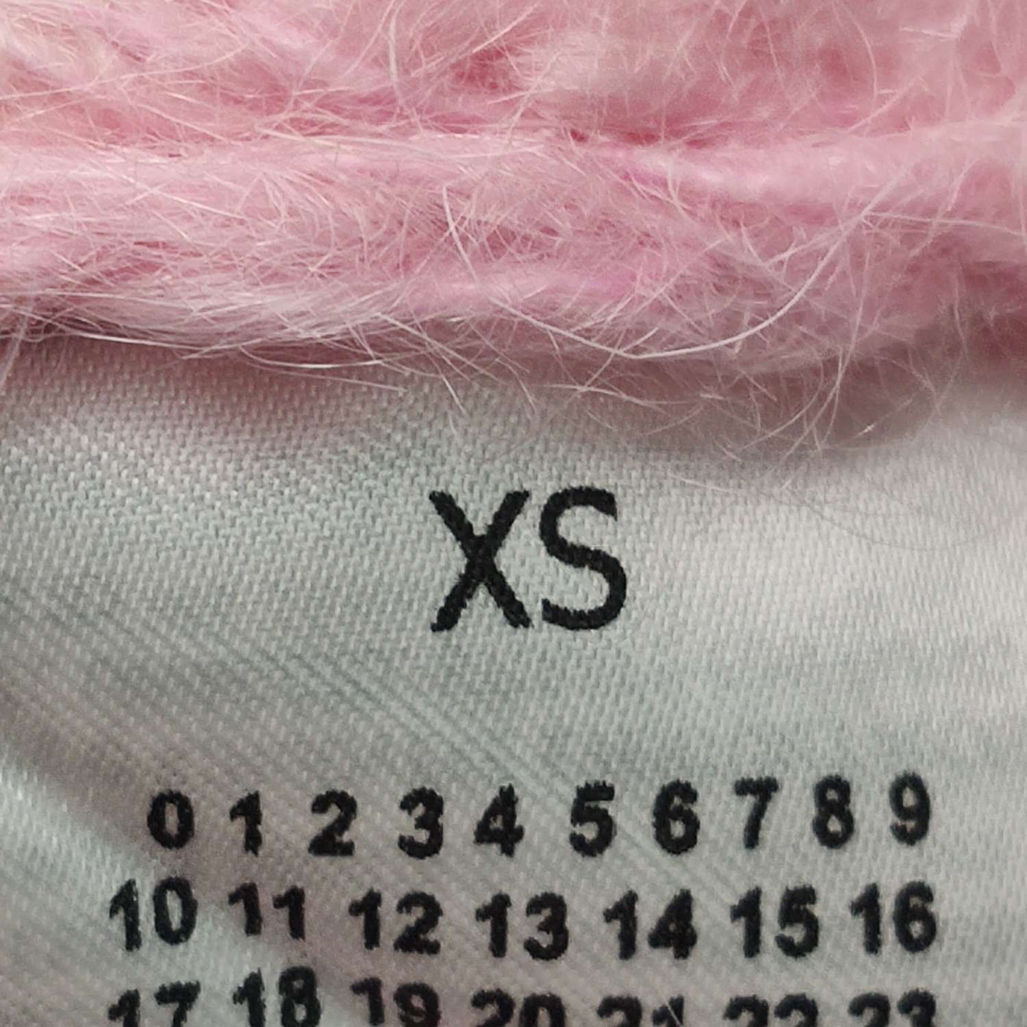 Maison Margiela Maison Margiela Cable Knit Mohair Cardigan Size XS Size XS / US 0-2 / IT 36-38 - 5 Thumbnail