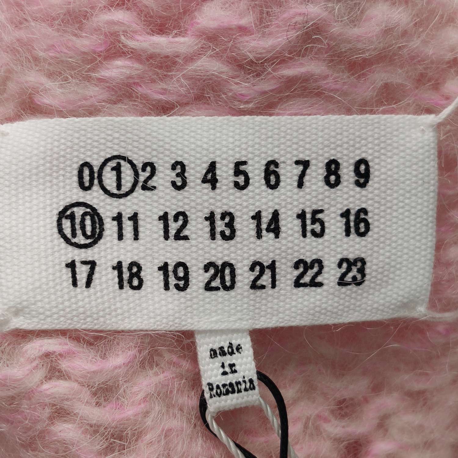 Maison Margiela Maison Margiela Cable Knit Mohair Cardigan Size XS Size XS / US 0-2 / IT 36-38 - 4 Thumbnail