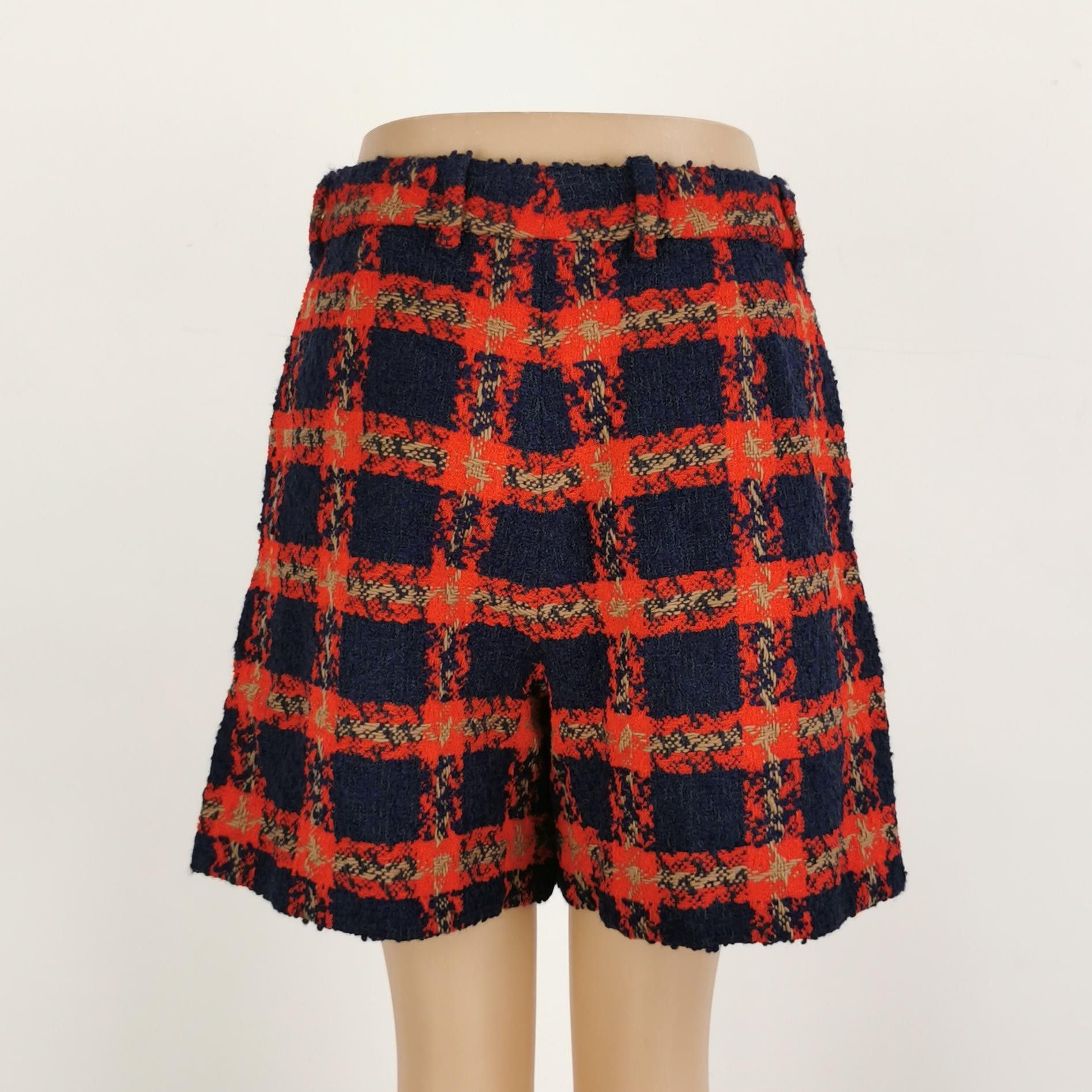 Gucci Gucci Plaid Tweed Shorts Size 38 Size 26" / US 2 / IT 38 - 3 Thumbnail