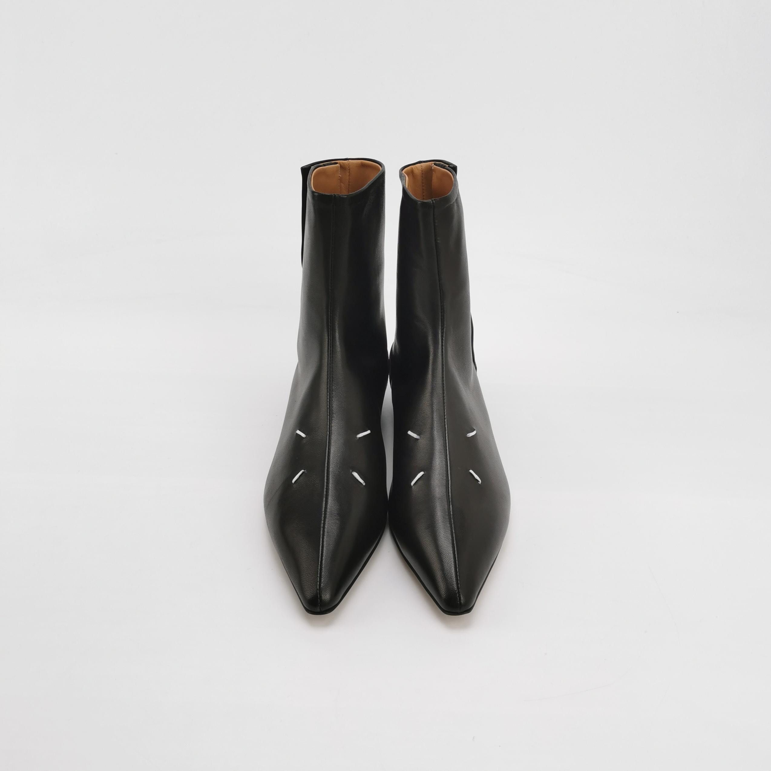 Maison Margiela Maison Margiela Black Pointed Ankle Boots Size 35 Size US 5 / IT 35 - 3 Thumbnail