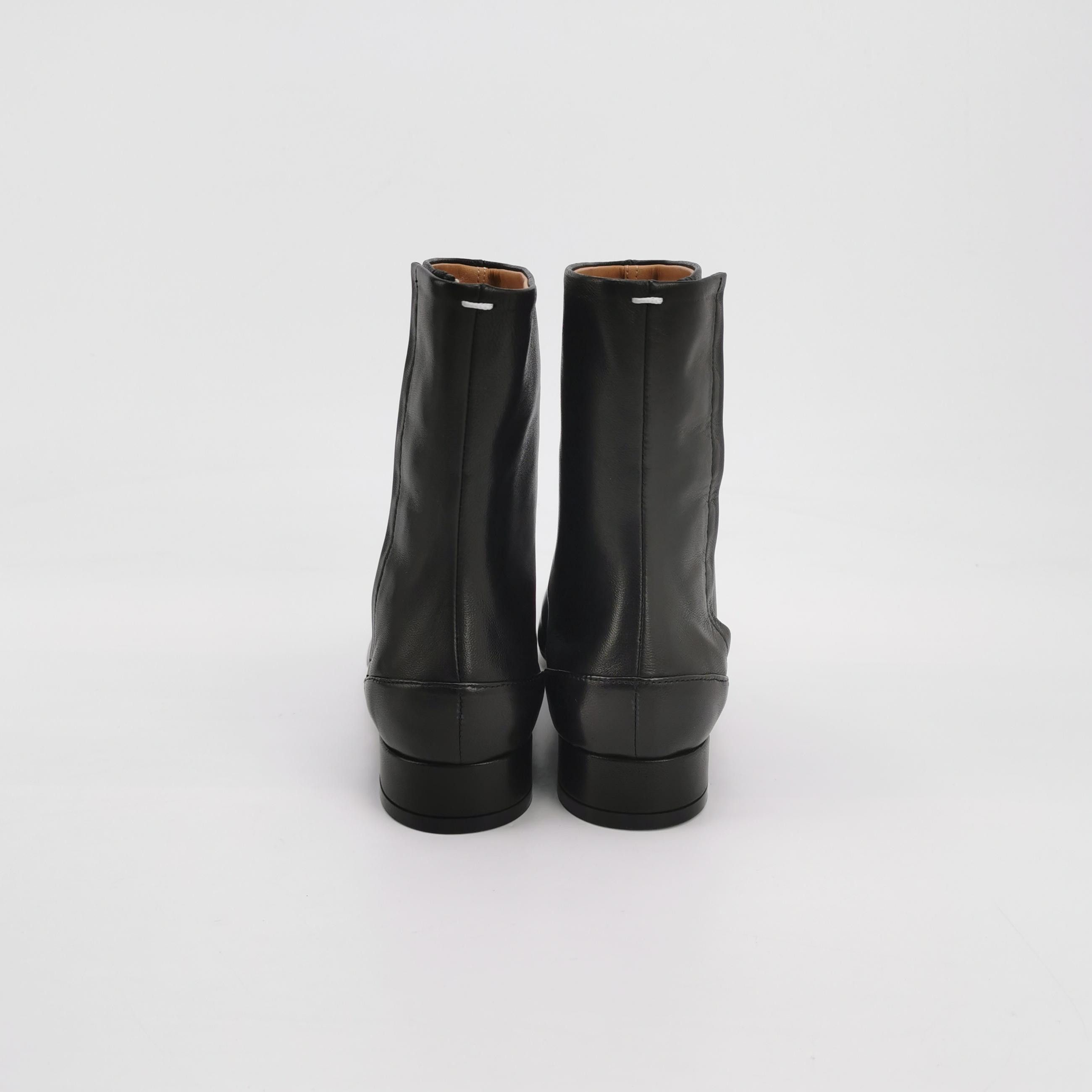 Maison Margiela Maison Margiela Black Pointed Ankle Boots Size 35 Size US 5 / IT 35 - 4 Thumbnail