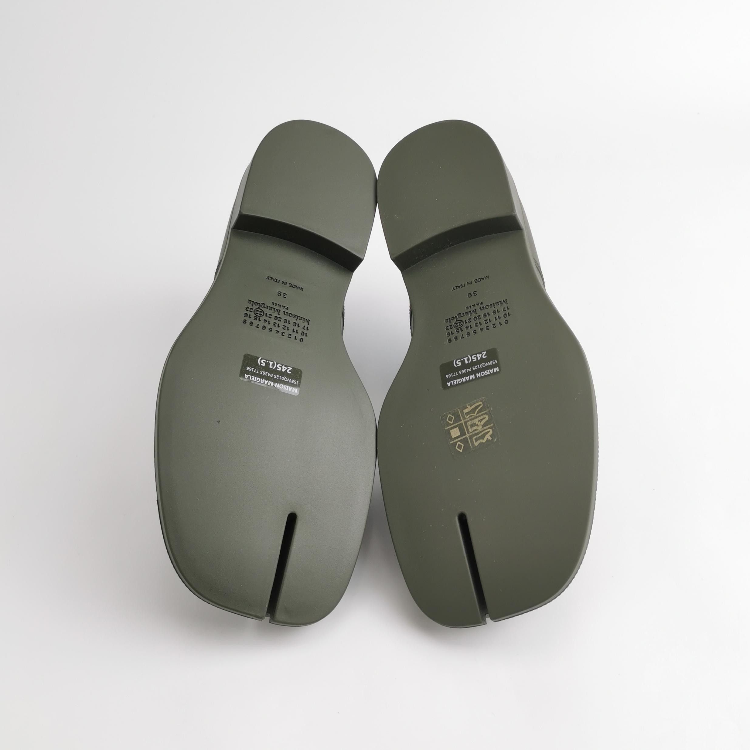 Maison Margiela Maison Margiela Rubber Tabi Derby Shoes Size 39 Size US 6 / EU 39 - 5 Thumbnail
