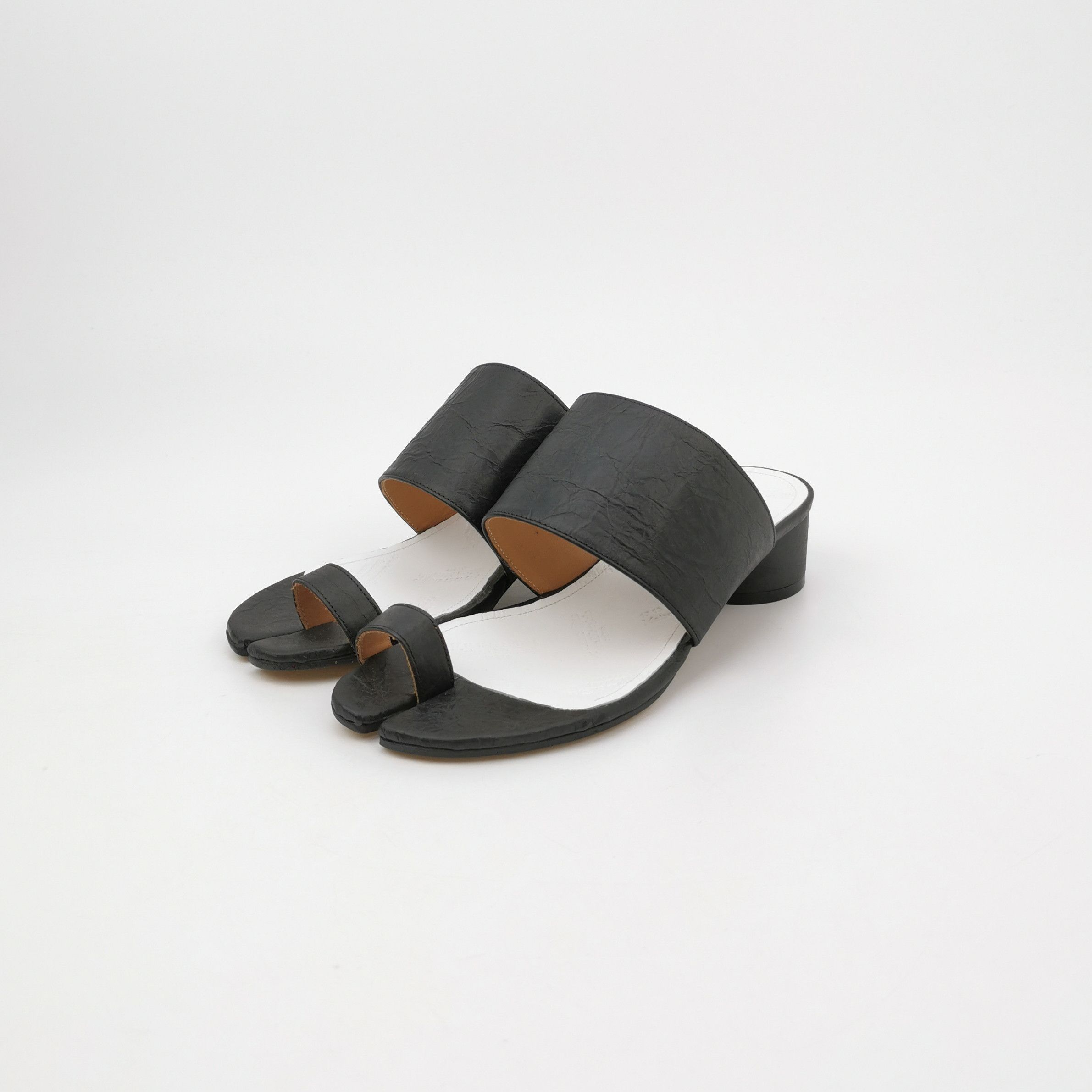 Maison Margiela Maison Margiela Tabi Block Heel Sandals Size 36 Size US 6 / IT 36 - 2 Thumbnail