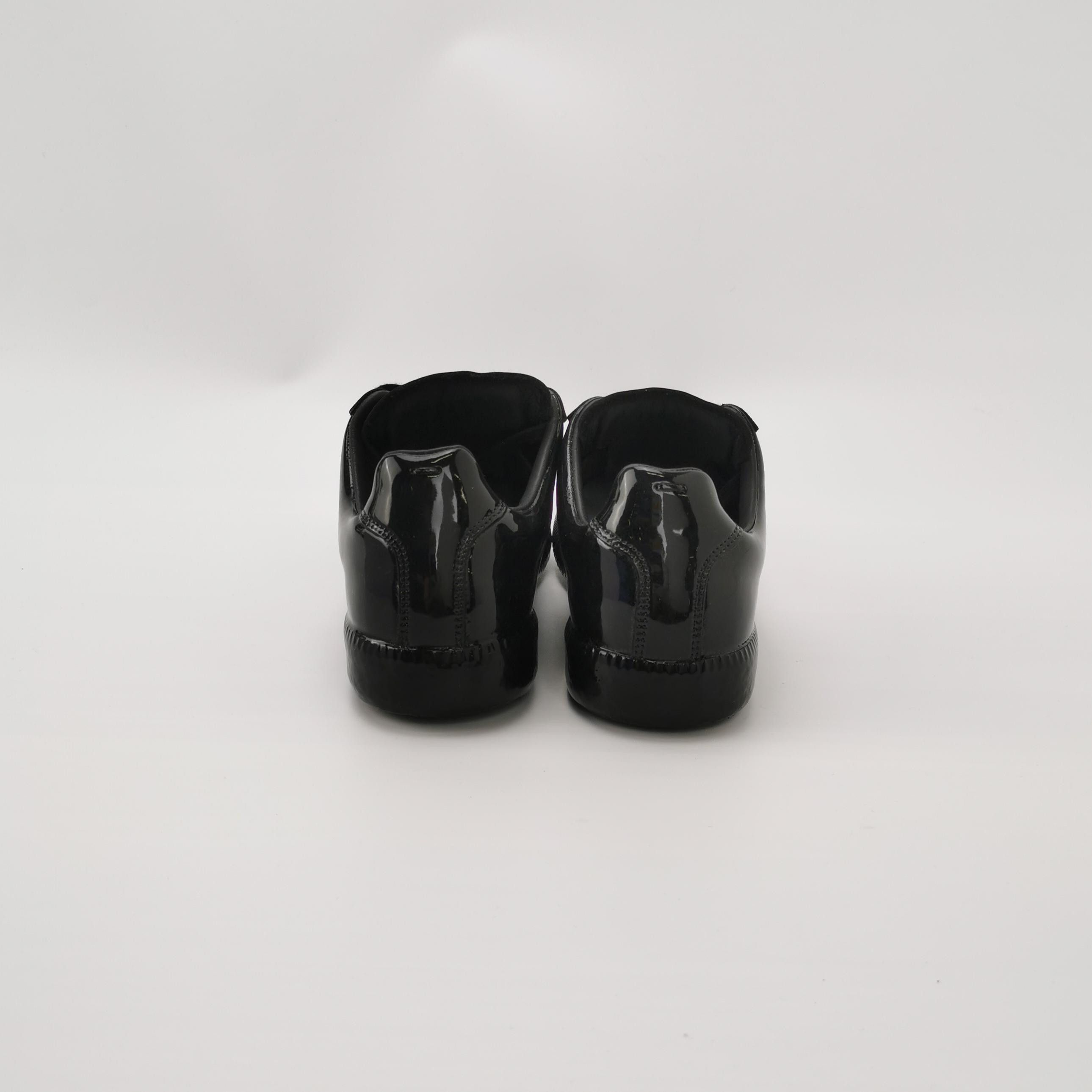 Maison Margiela Maison Margiela Patent Replica Low-Top Sneakers Size 38 Size US 8 / IT 38 - 4 Thumbnail