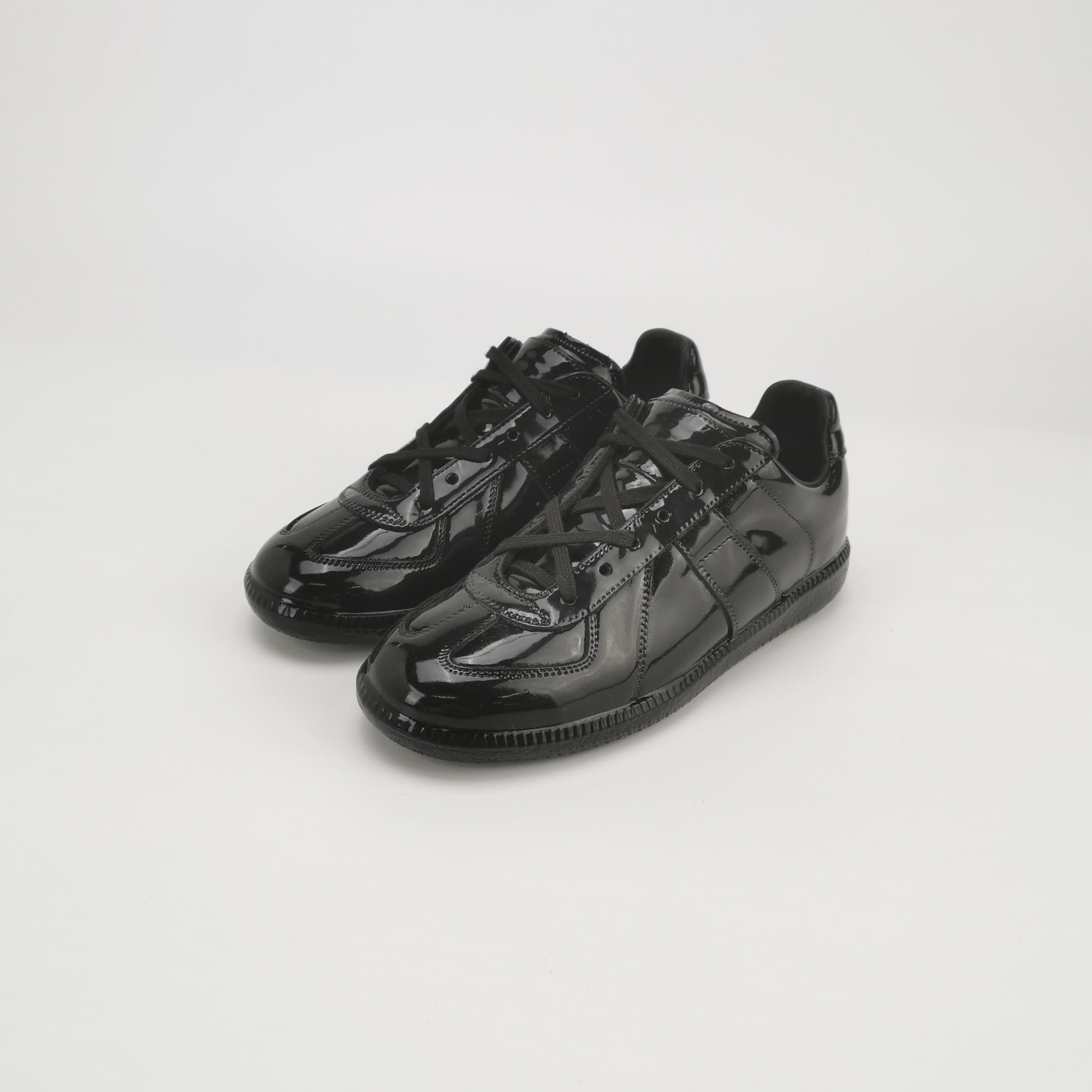 Maison Margiela Maison Margiela Patent Leather Replica Sneakers Size 35 Size US 5 / IT 35 - 2 Thumbnail