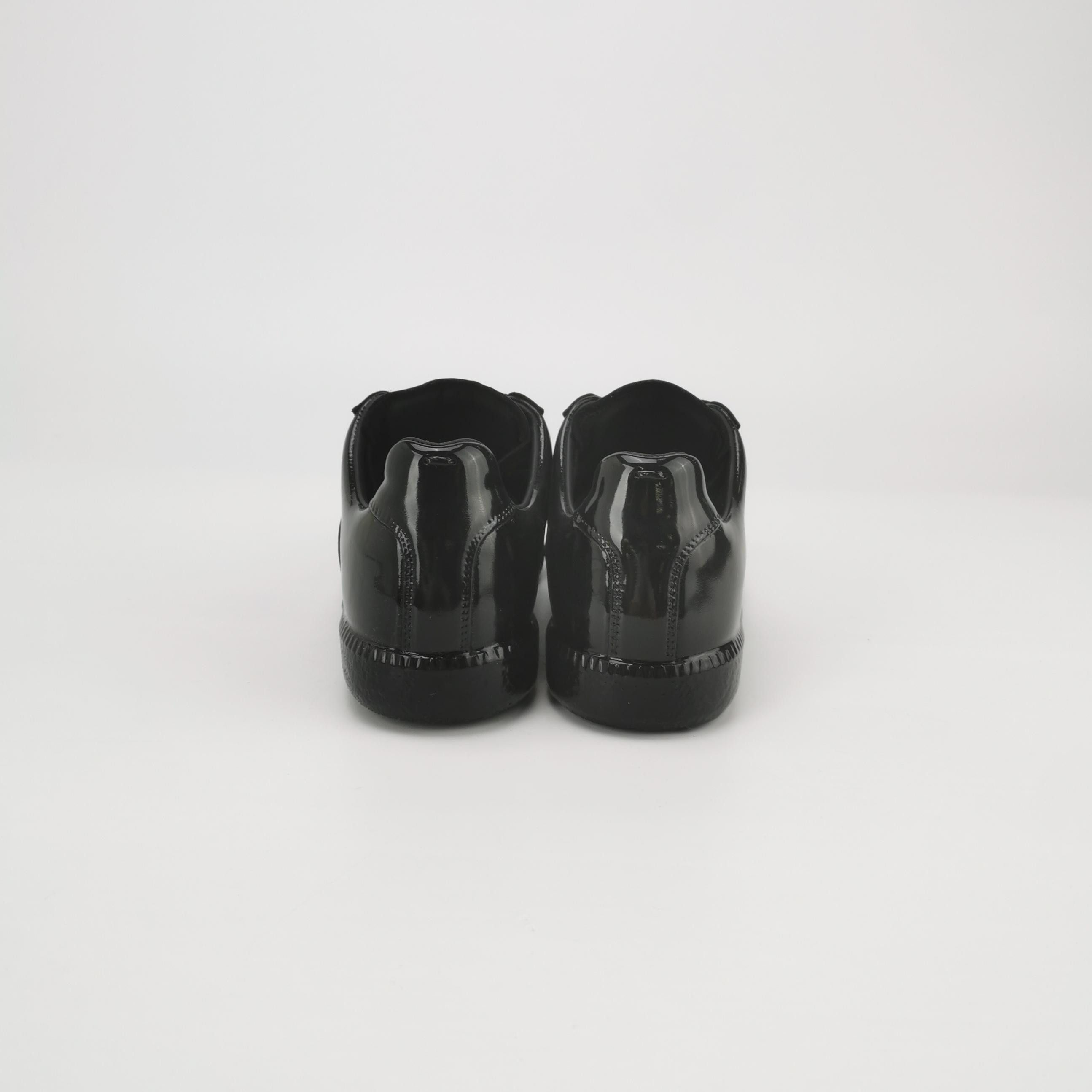 Maison Margiela Maison Margiela Patent Leather Replica Sneakers Size 35 Size US 5 / IT 35 - 4 Thumbnail