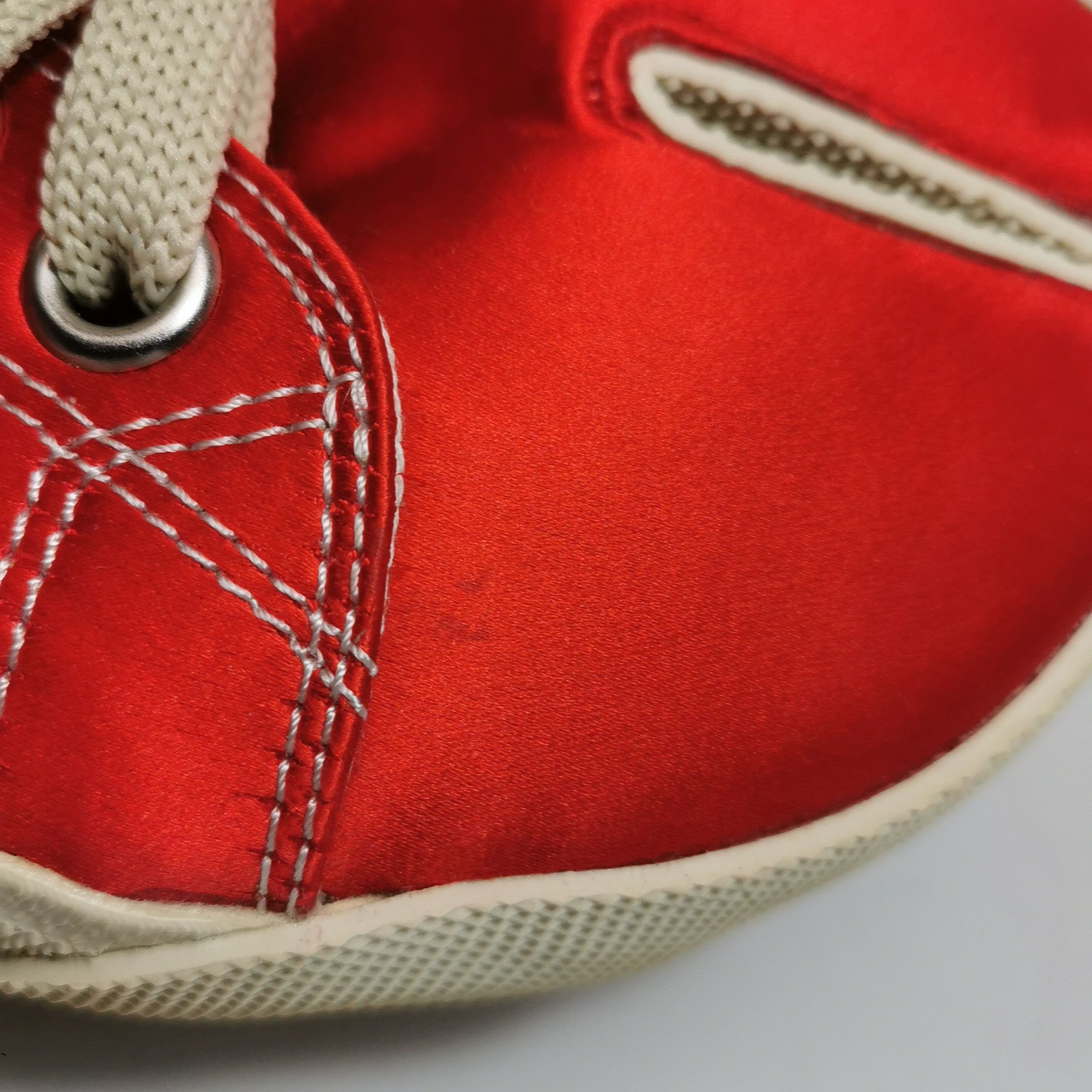 Maison Margiela Maison Margiela Red Satin Tabi Low-Top Sneakers US 6 Size US 6 / EU 39 - 6 Thumbnail