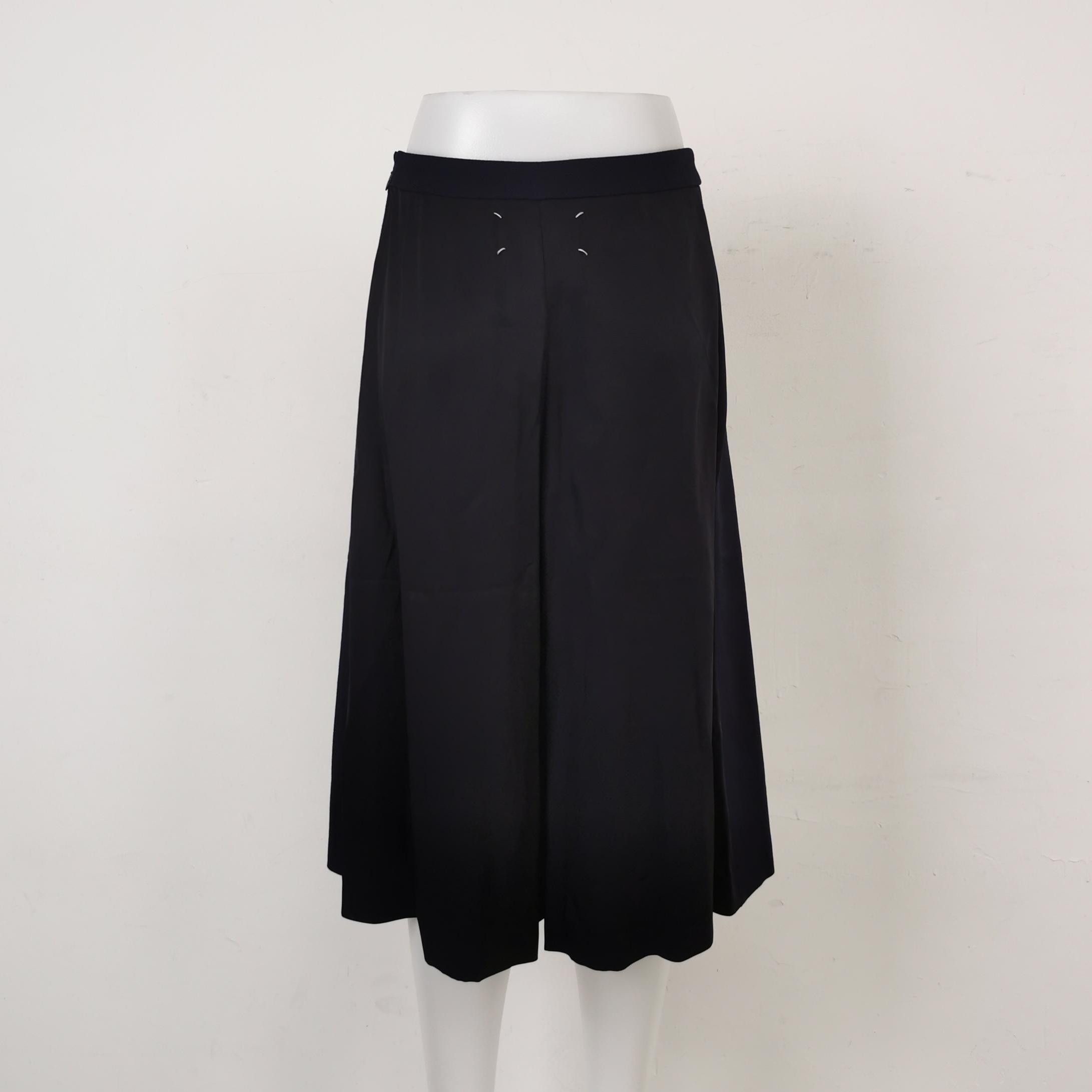 Maison Margiela Maison Margiela Wool Blend Pleated Skirt Size 38 Size 26" / US 2 / IT 38 - 2 Thumbnail