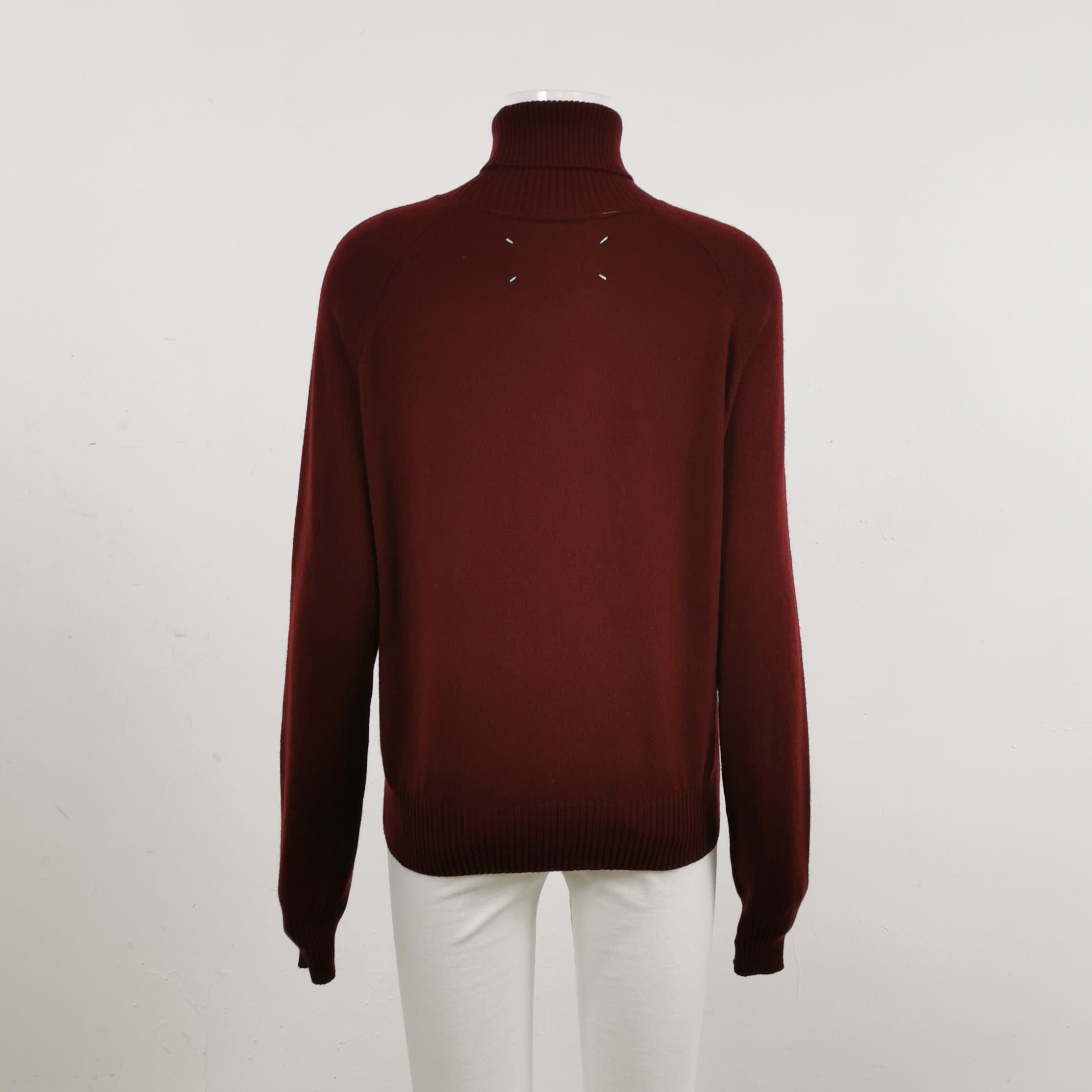 Maison Margiela Maison Margiela Cashmere Sweater Size S Size S / US 4 / IT 40 - 2 Thumbnail