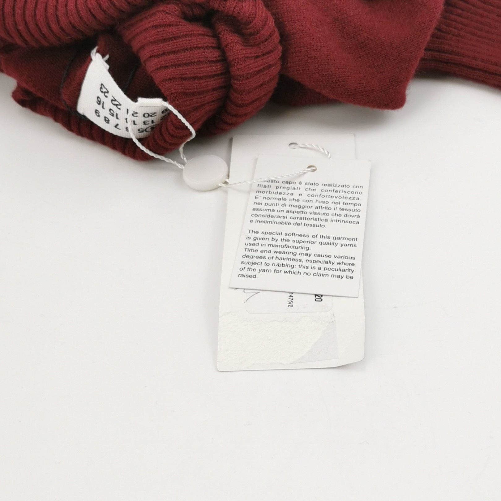 Maison Margiela Maison Margiela Cashmere Sweater Size S Size S / US 4 / IT 40 - 4 Thumbnail