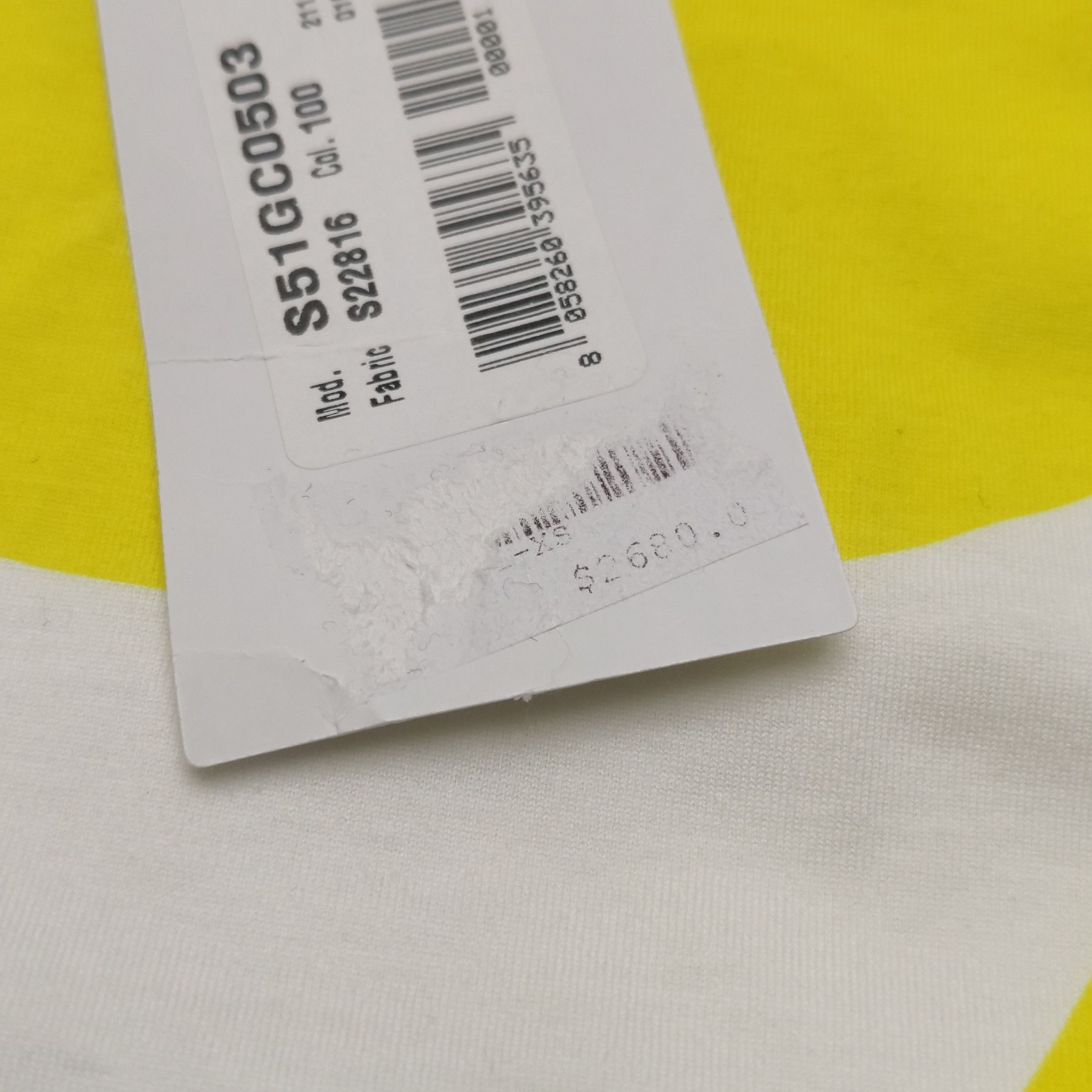 Maison Margiela Maison Margiela Yellow Graphic T-Shirt XS Size XS / US 0-2 / IT 36-38 - 10 Thumbnail