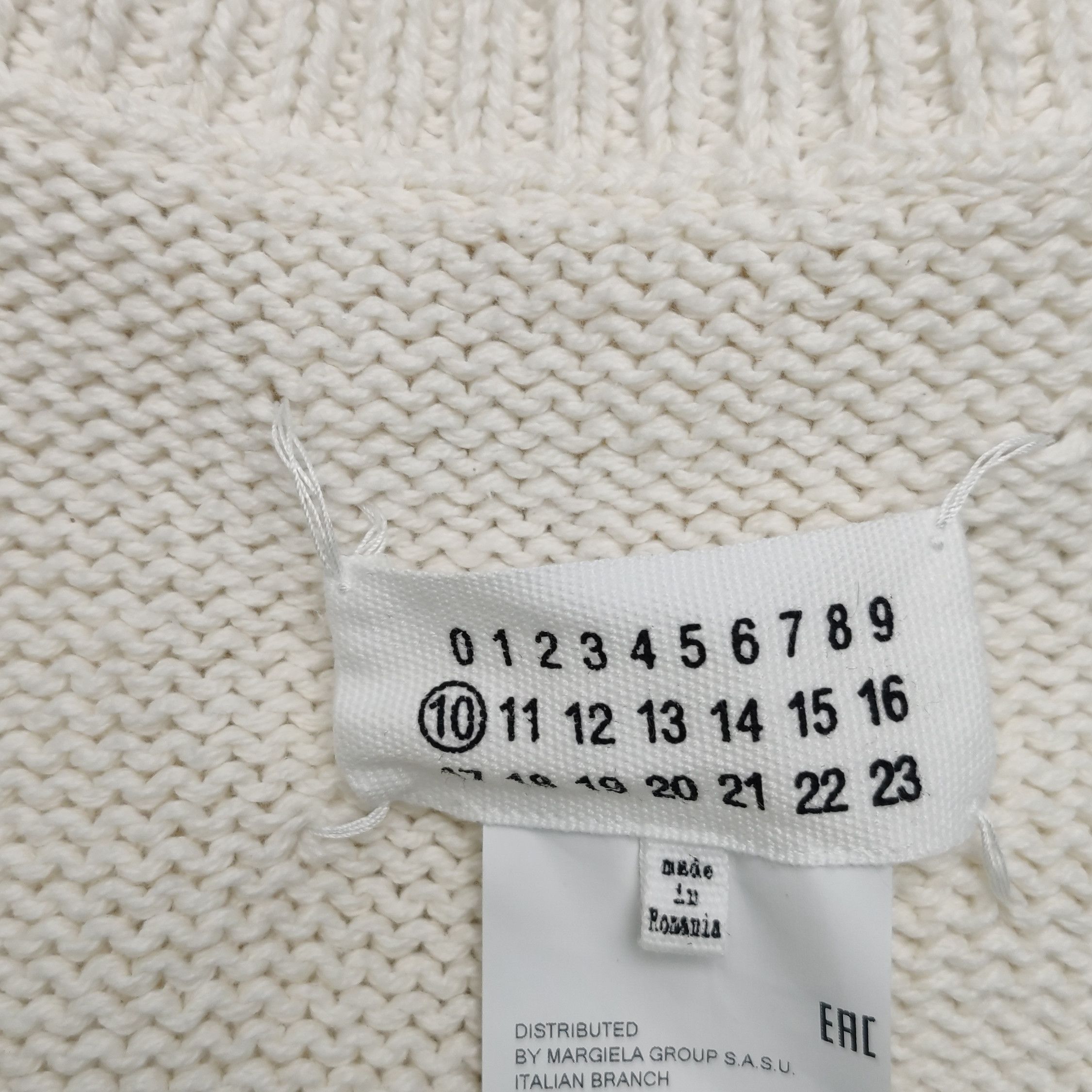 Maison Margiela Maison Margiela Knit V-Neck Sweater Vest Size S Size US S / EU 44-46 / 1 - 9 Thumbnail