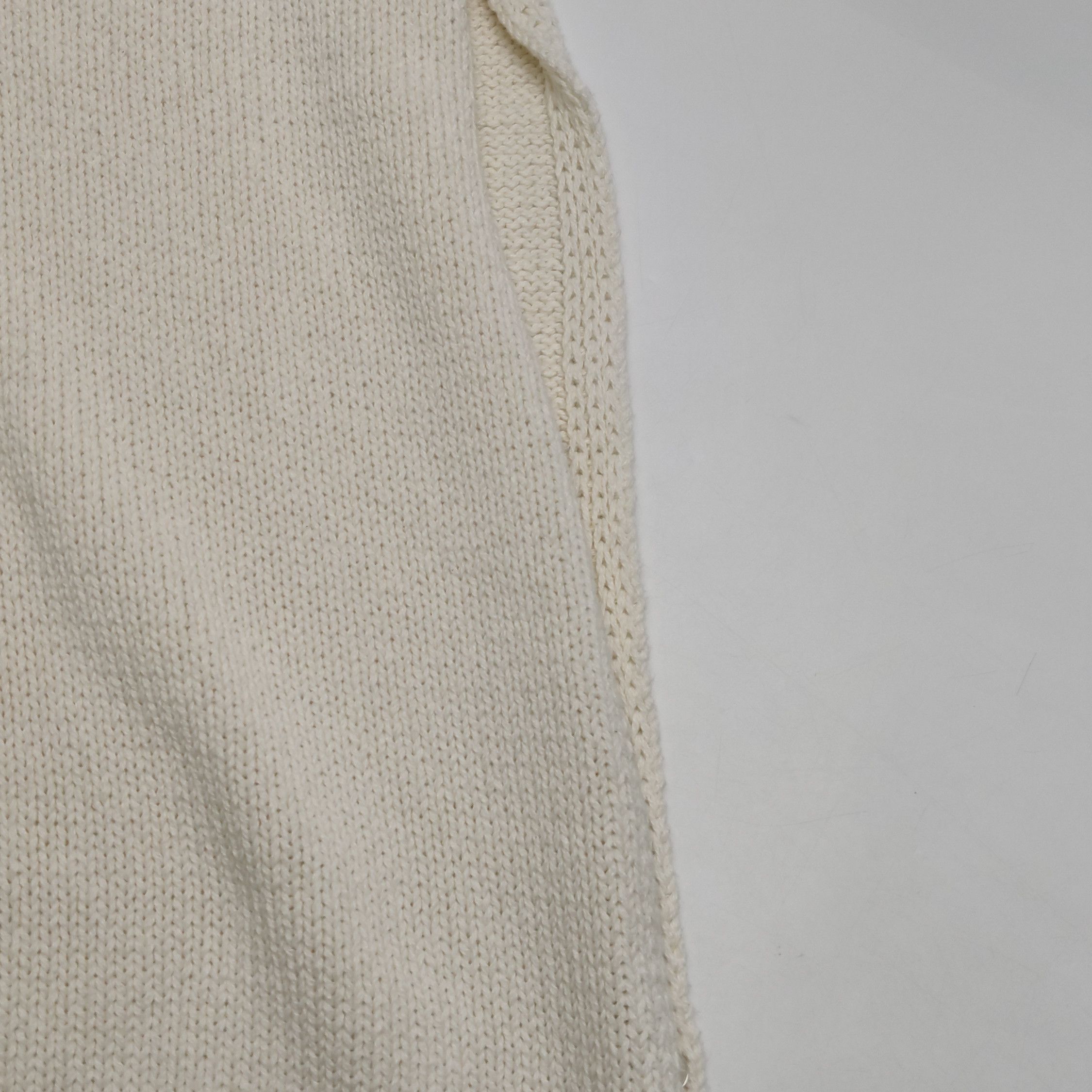 Maison Margiela Maison Margiela Knit V-Neck Sweater Vest Size S Size US S / EU 44-46 / 1 - 8 Thumbnail
