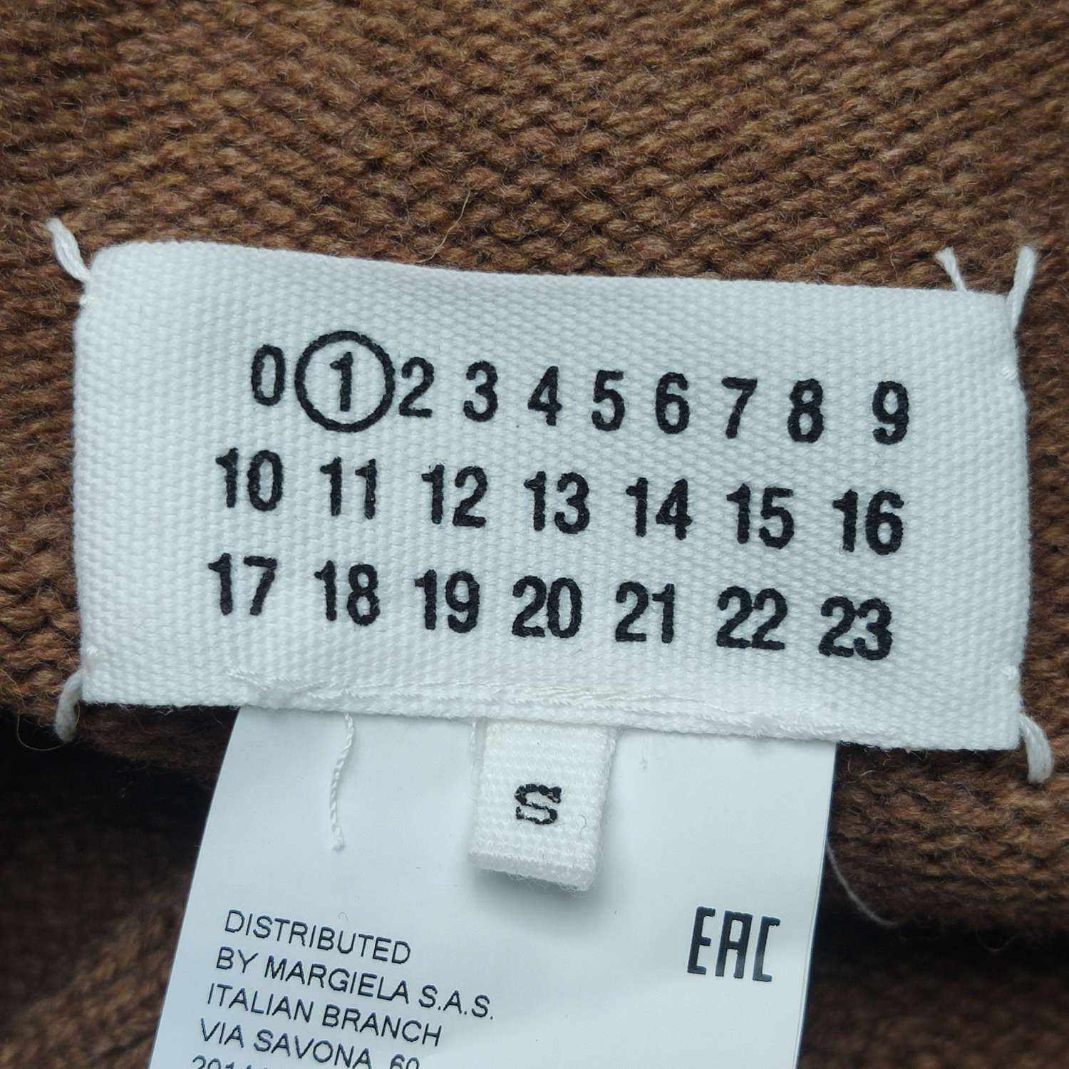 Maison Margiela Maison Margiela Wool V-Neck Sweater Vest Size S Size S / US 4 / IT 40 - 4 Thumbnail