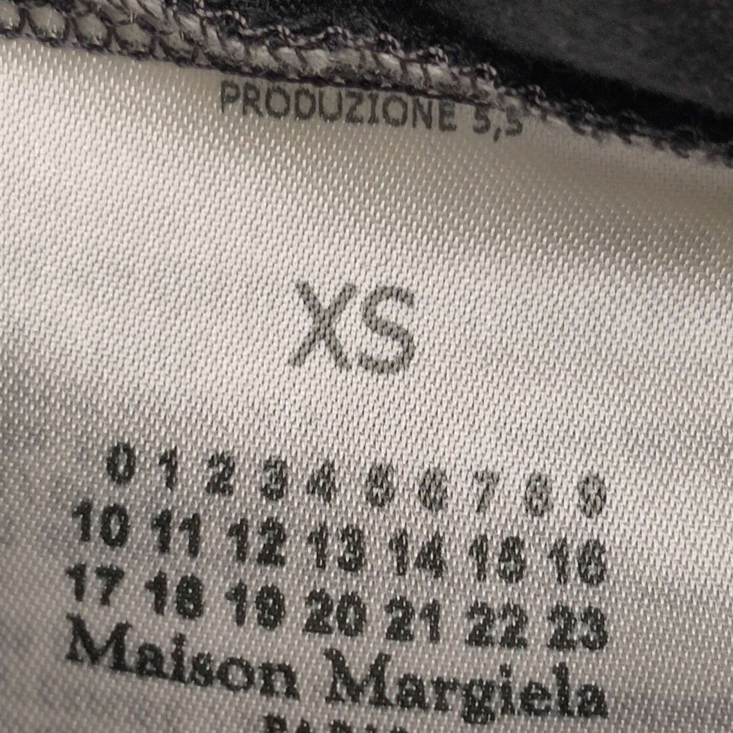 Maison Margiela Maison Margiela Logo T-Shirt Size XS Size XS / US 0-2 / IT 36-38 - 5 Thumbnail